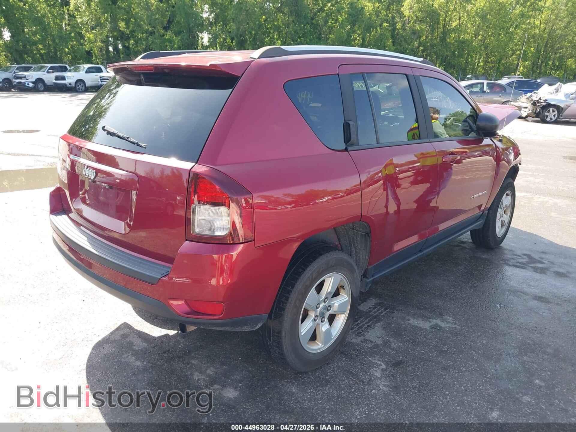 2015 JEEP COMPASS - VIN: 1C4NJCBA6FD226152 - Photo 4