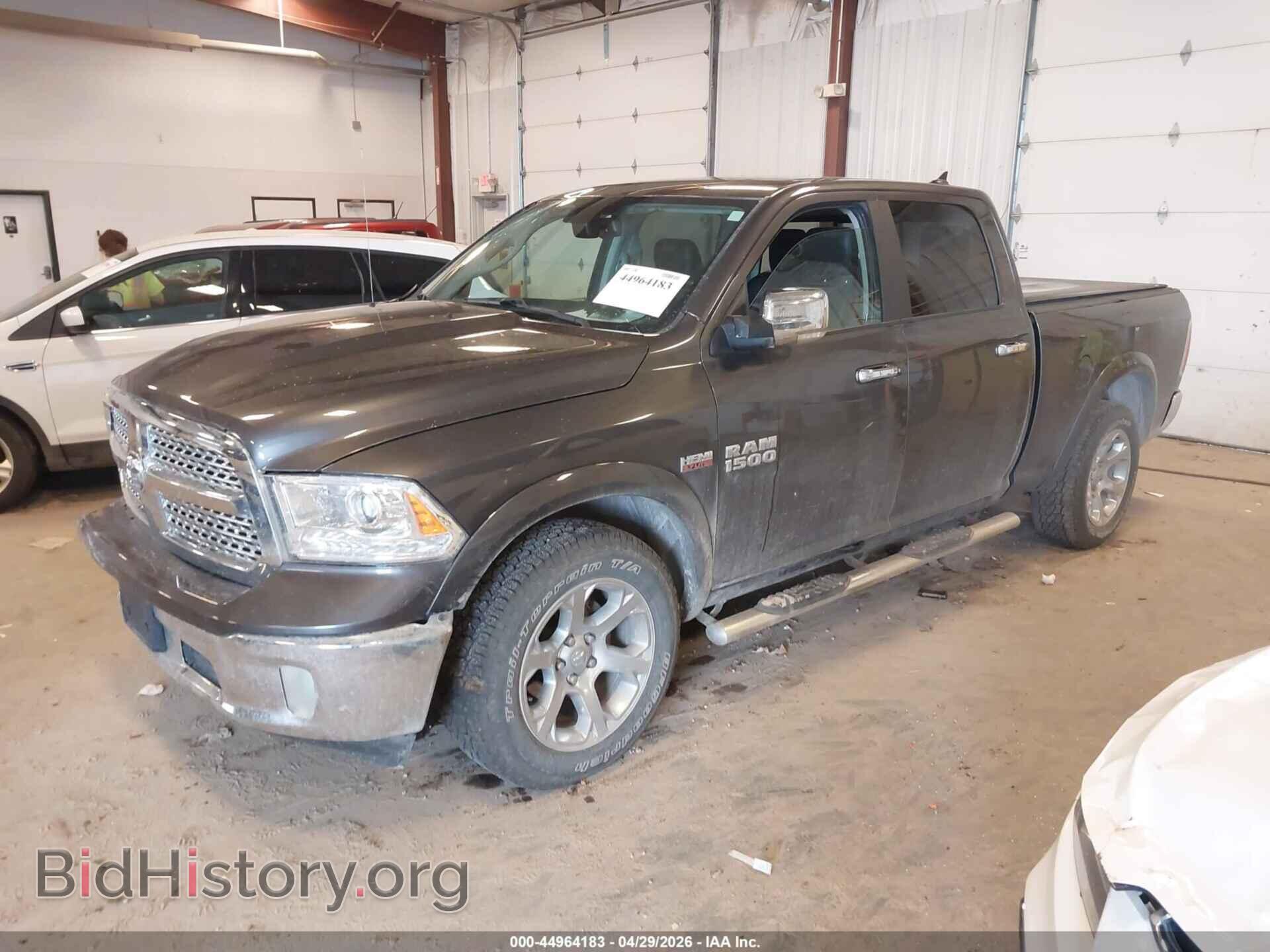 2018 RAM 1500 - VIN: 1C6RR7VT3JS150416 - Фото 2