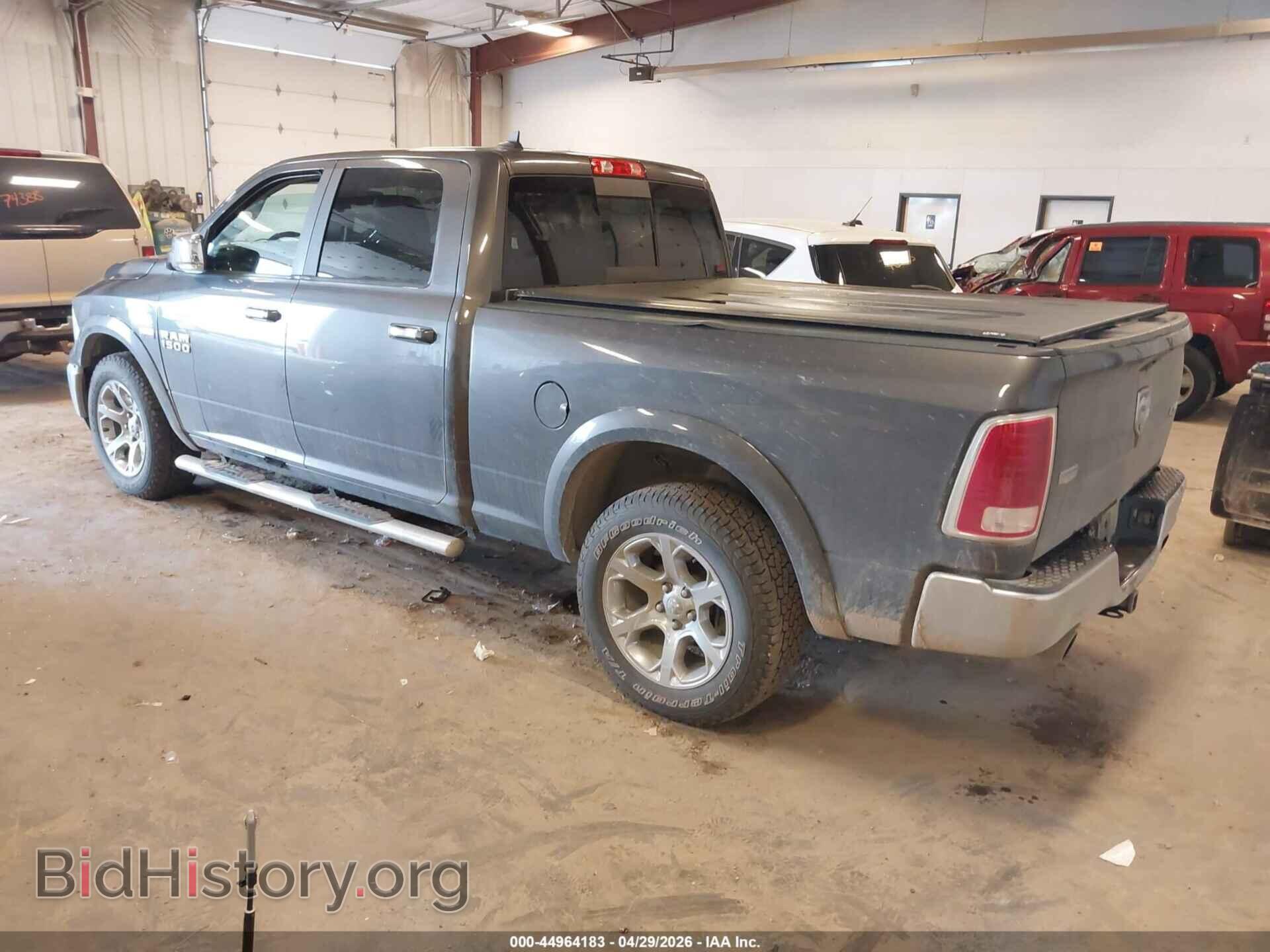 2018 RAM 1500 - VIN: 1C6RR7VT3JS150416 - Фото 3
