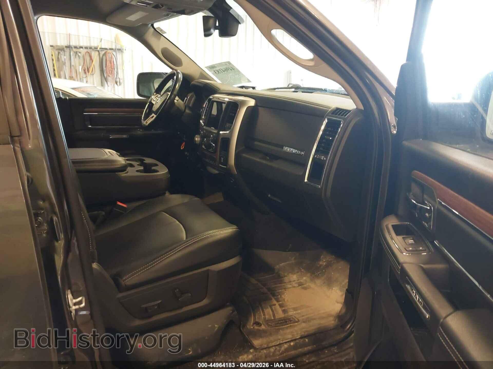 2018 RAM 1500 - VIN: 1C6RR7VT3JS150416 - Фото 5