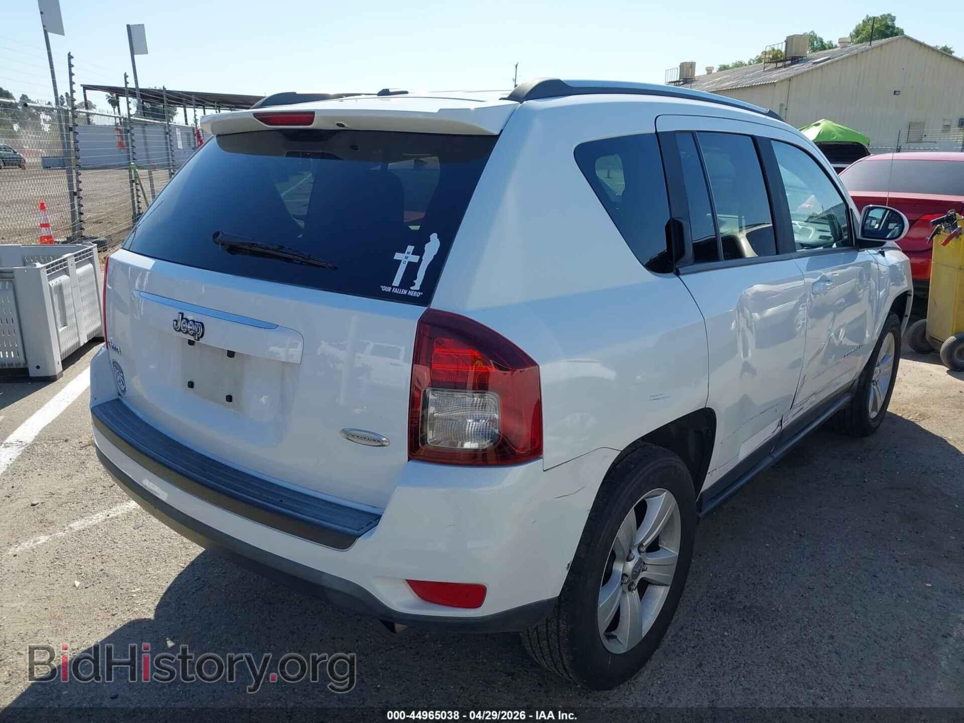2014 JEEP COMPASS - VIN: 1C4NJDEB1ED532524 - Photo 4