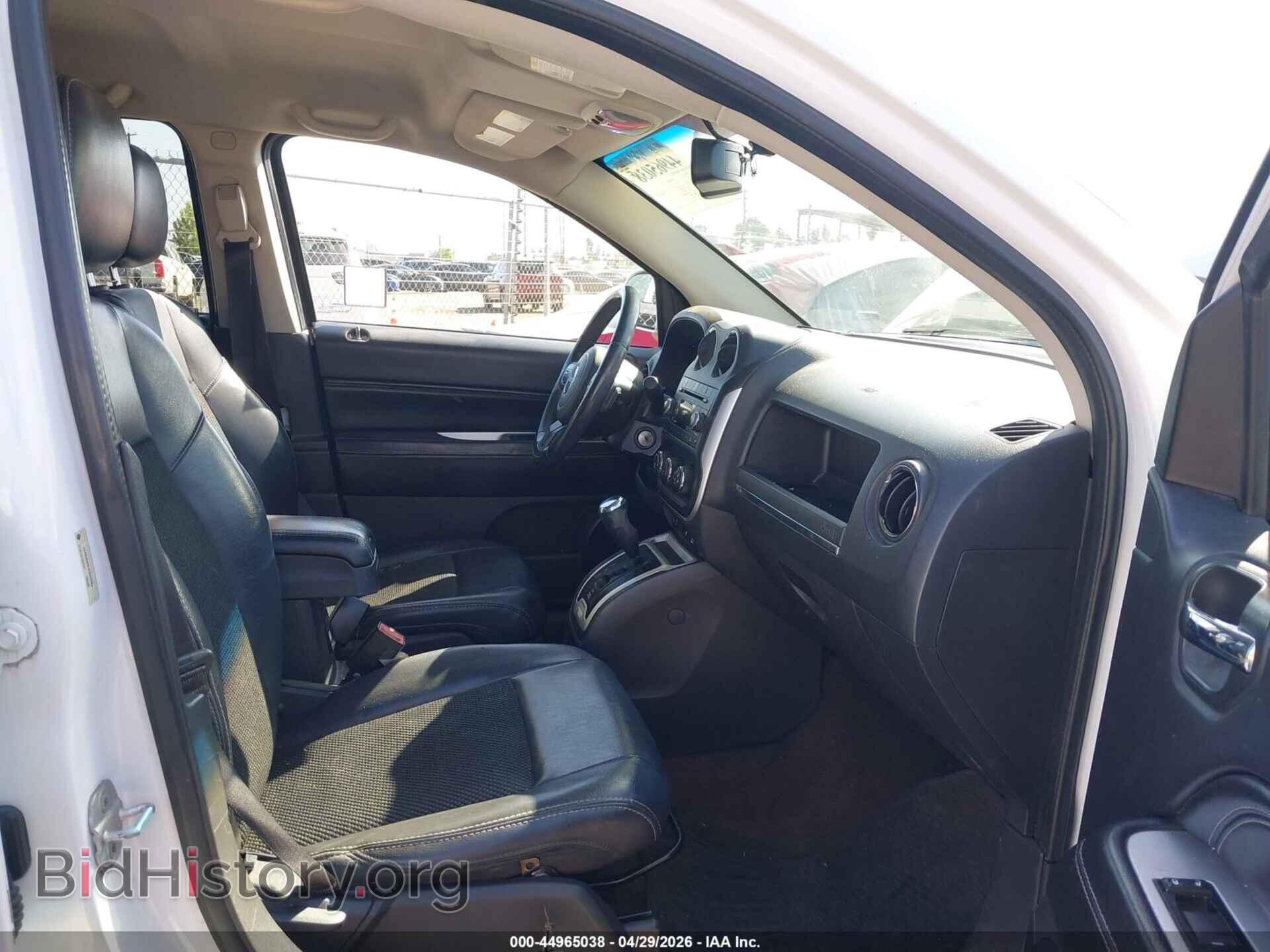 2014 JEEP COMPASS - VIN: 1C4NJDEB1ED532524 - Photo 5