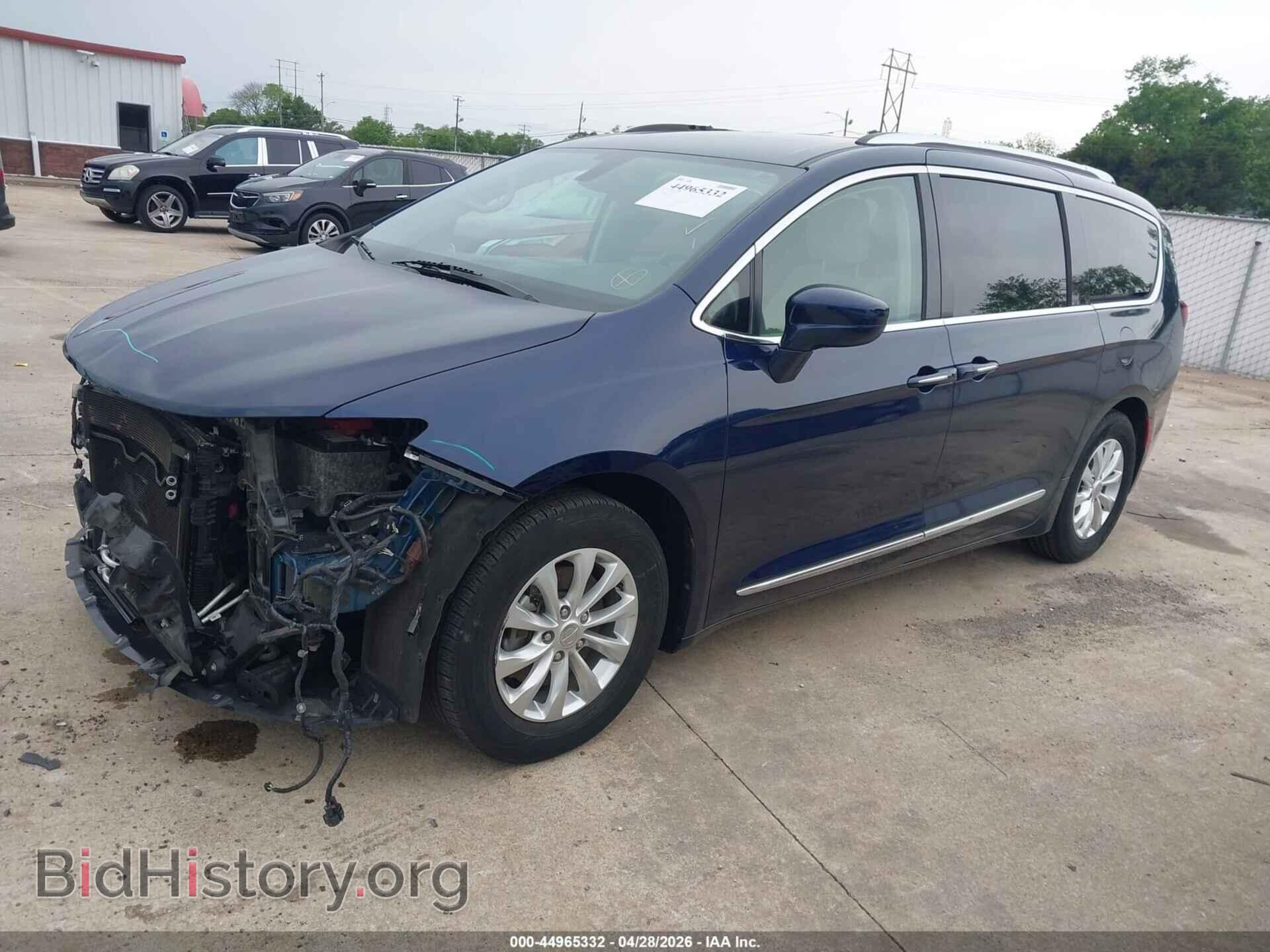 2018 CHRYSLER PACIFICA - VIN: 2C4RC1EG2JR121677 - Фото 2