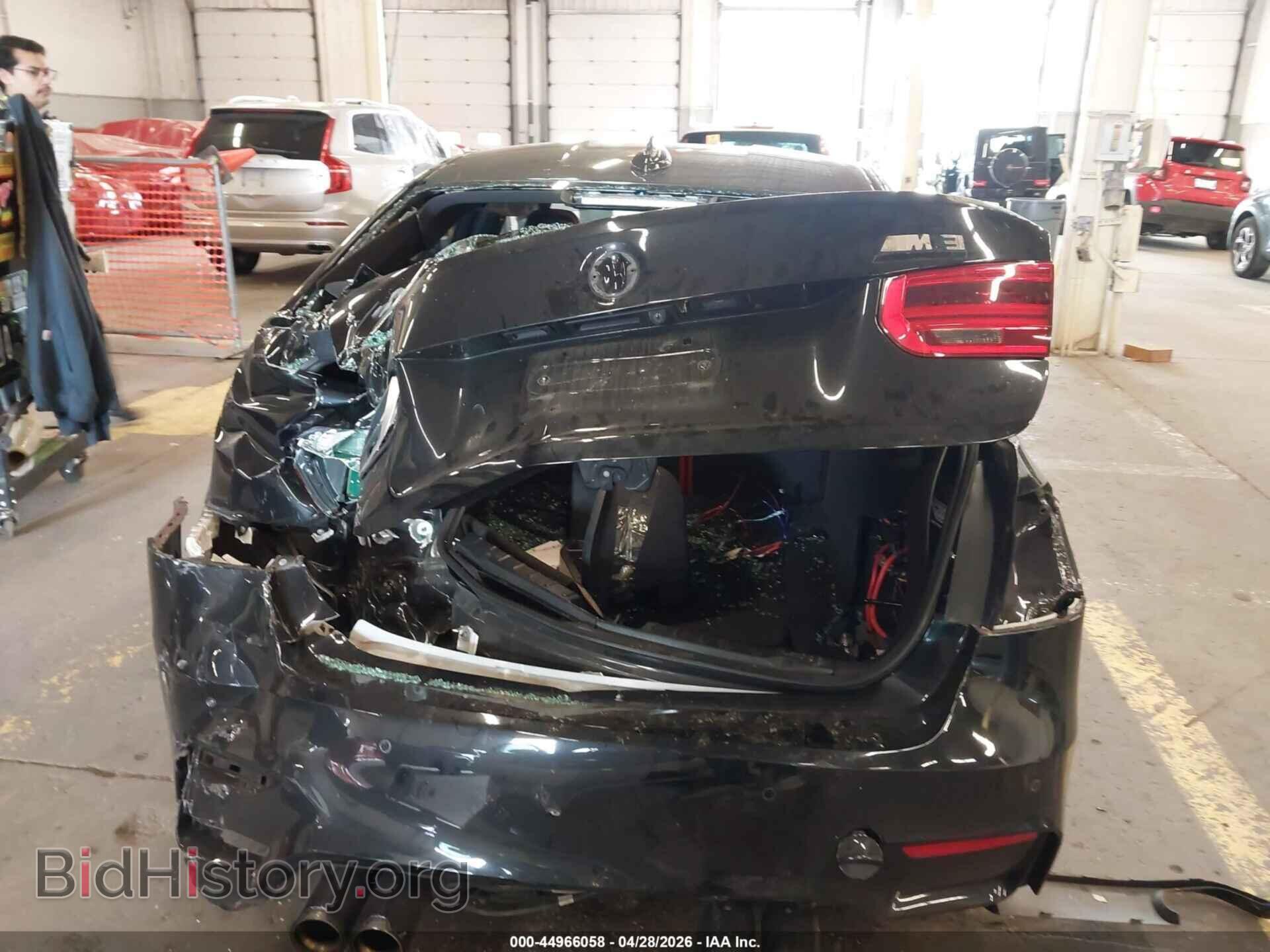2018 BMW M3 - VIN: WBS8M9C52J5L71872 - Photo 16