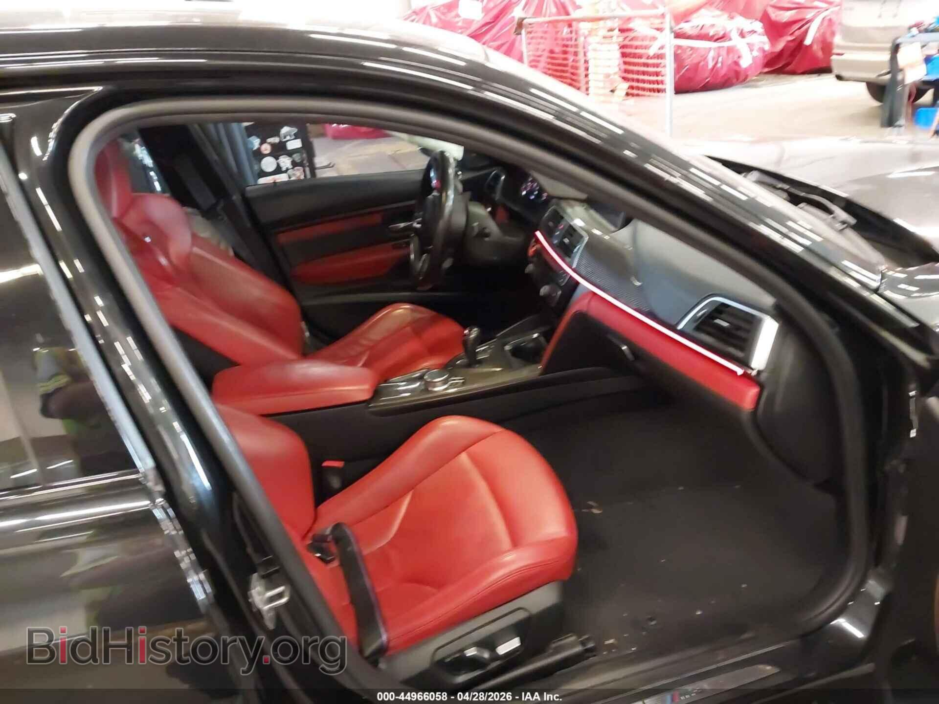 2018 BMW M3 - VIN: WBS8M9C52J5L71872 - Photo 5