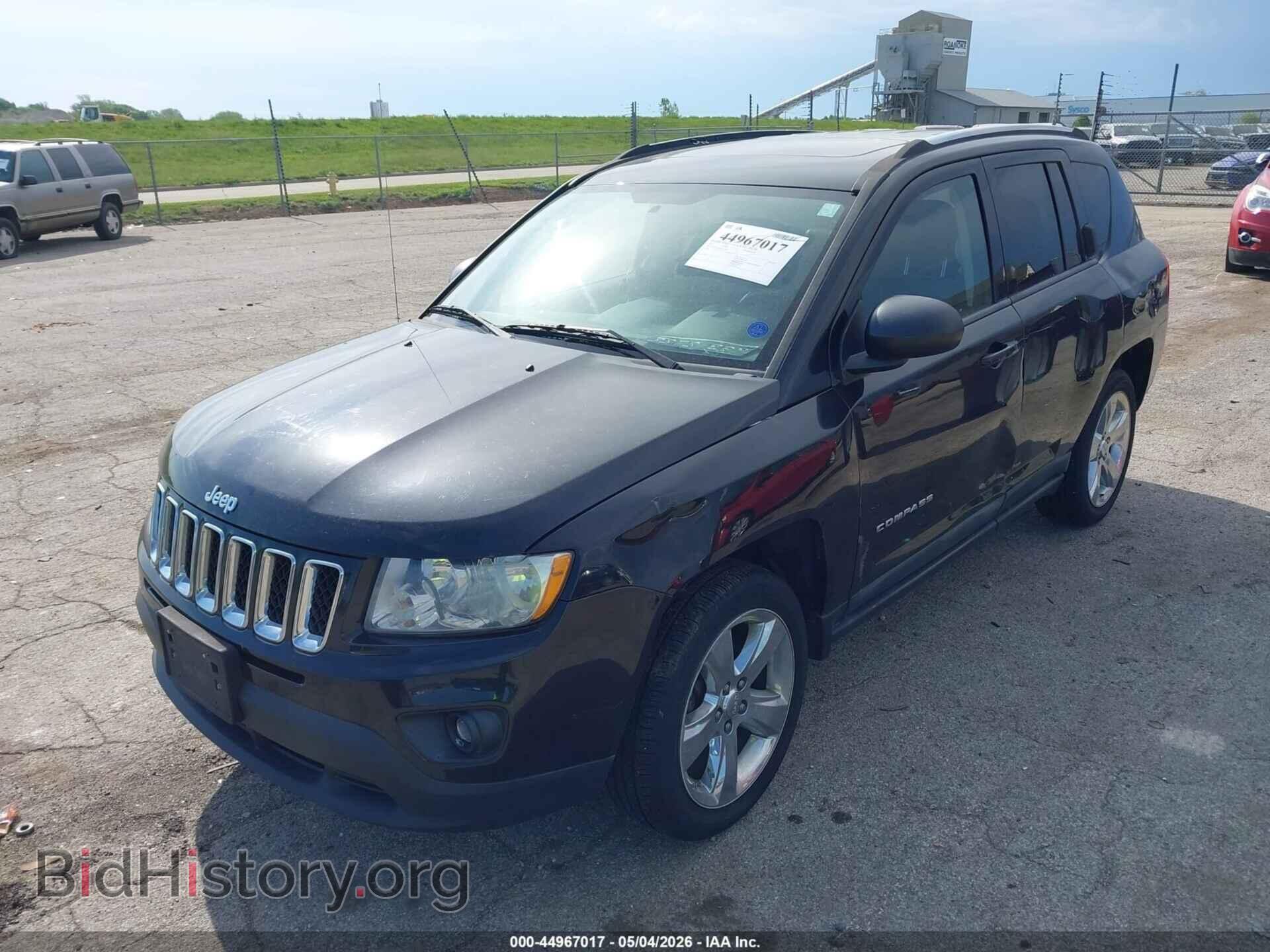 2011 JEEP COMPASS - VIN: 1J4NF5FB2BD163846 - Photo 2