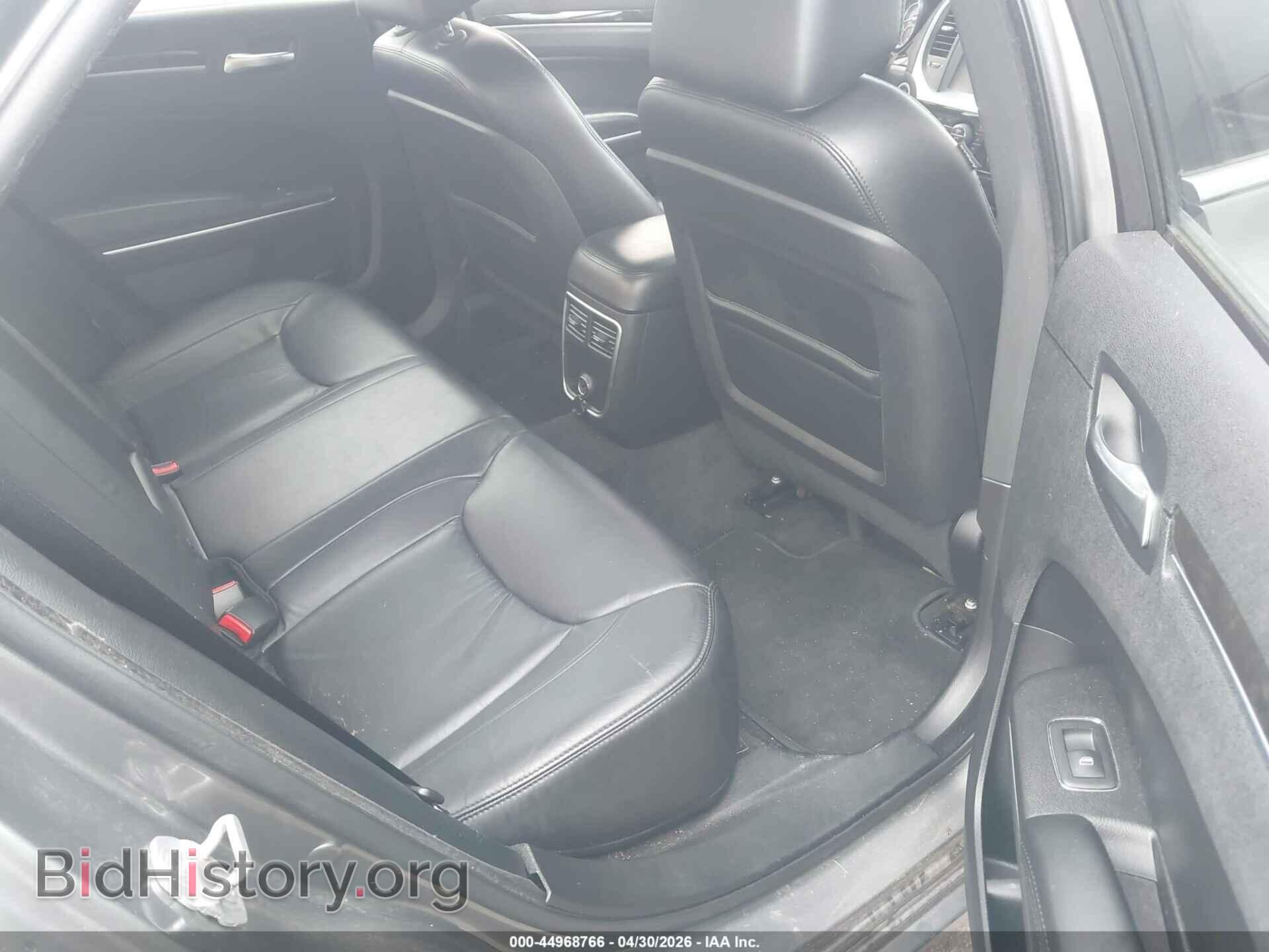 2011 CHRYSLER 300 - VIN: 2C3CA5CG7BH564733 - Фото 8