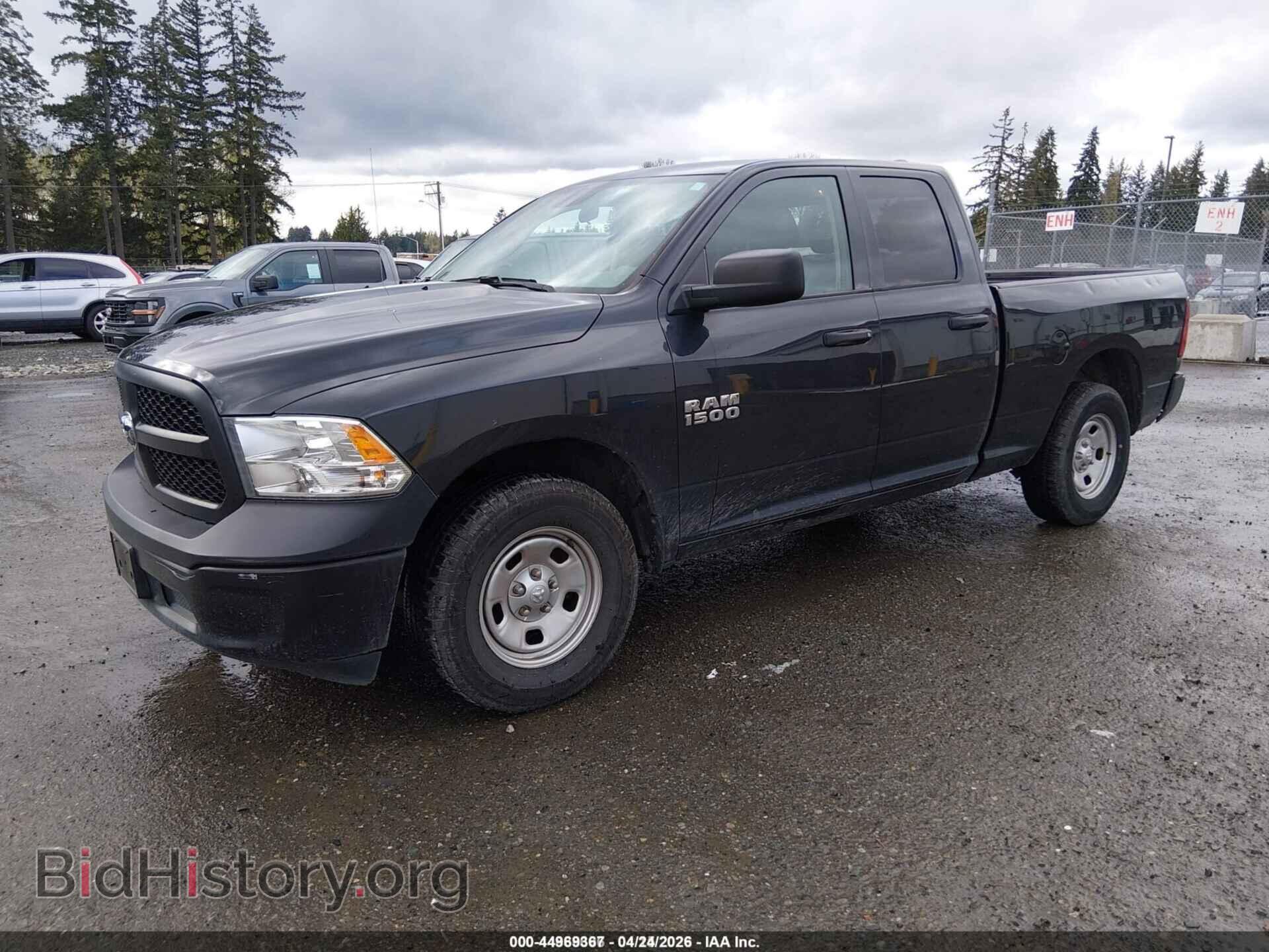 2018 RAM 1500 - VIN: 1C6RR6FG2JS285334 - Фото 2