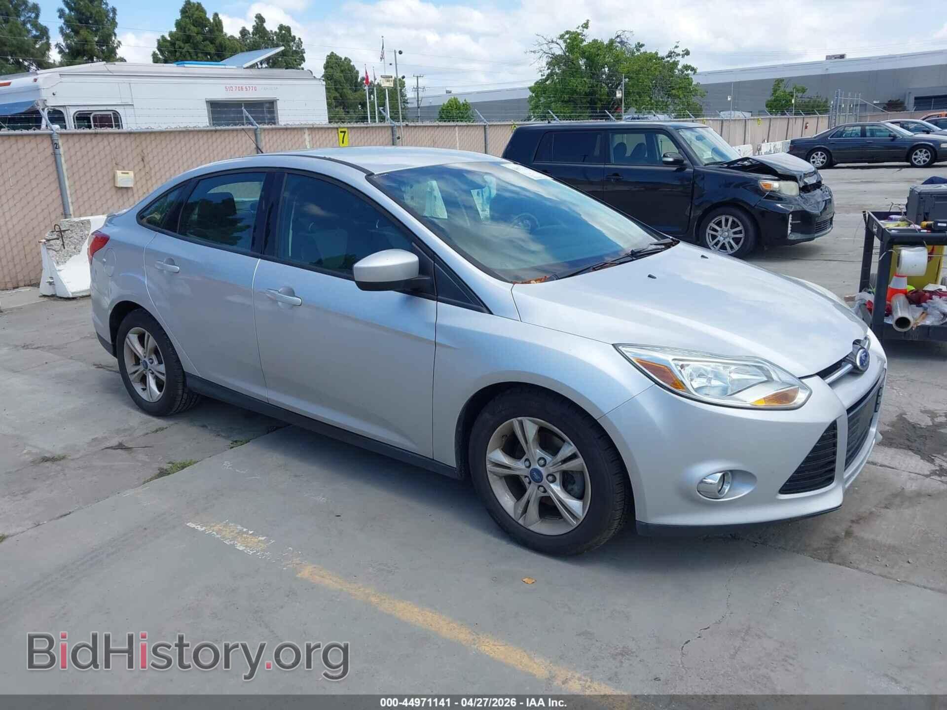 Photo 1FAHP3F26CL222091 - FORD FOCUS 2012