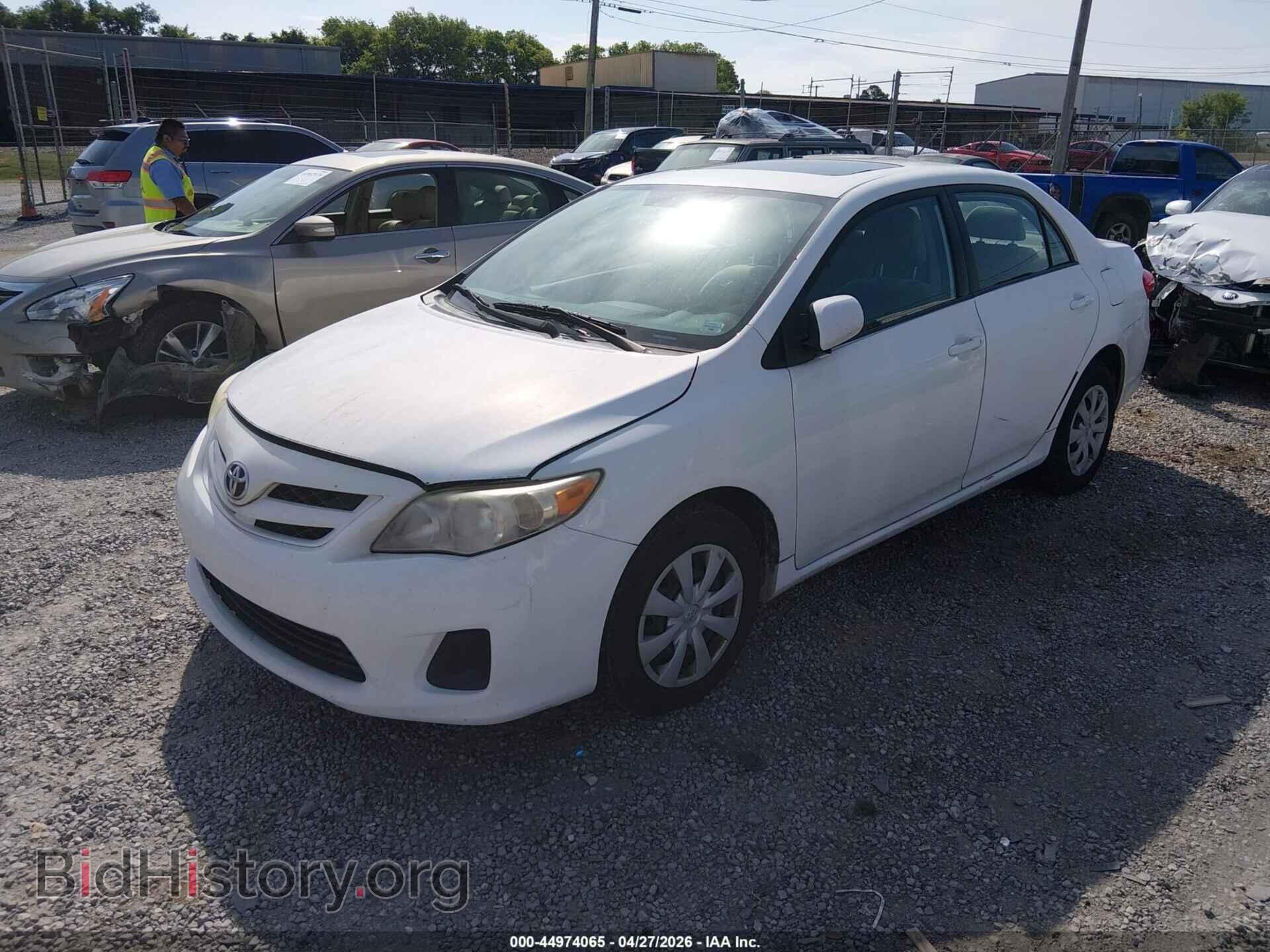 2011 TOYOTA COROLLA - VIN: 2T1BU4EE5BC750401 - Фото 2
