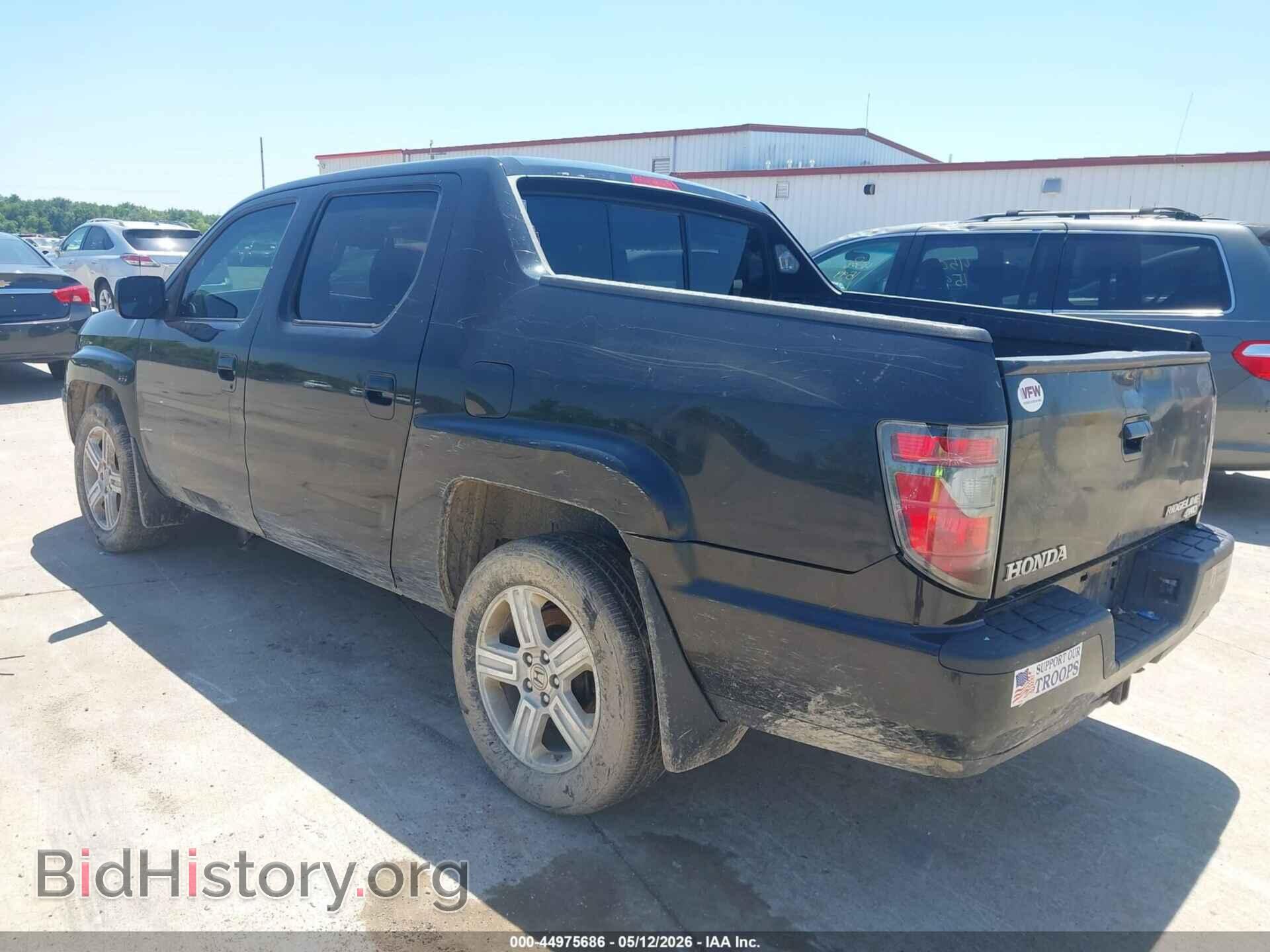 2013 HONDA RIDGELINE - VIN: 5FPYK1F50DB008846 - Фото 3