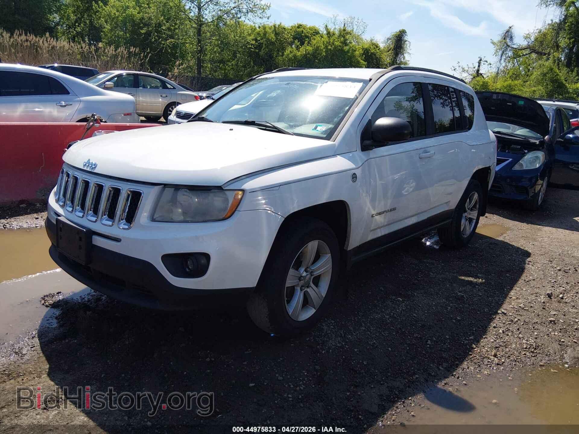 2012 JEEP COMPASS - VIN: 1C4NJDEB1CD621877 - Фото 2