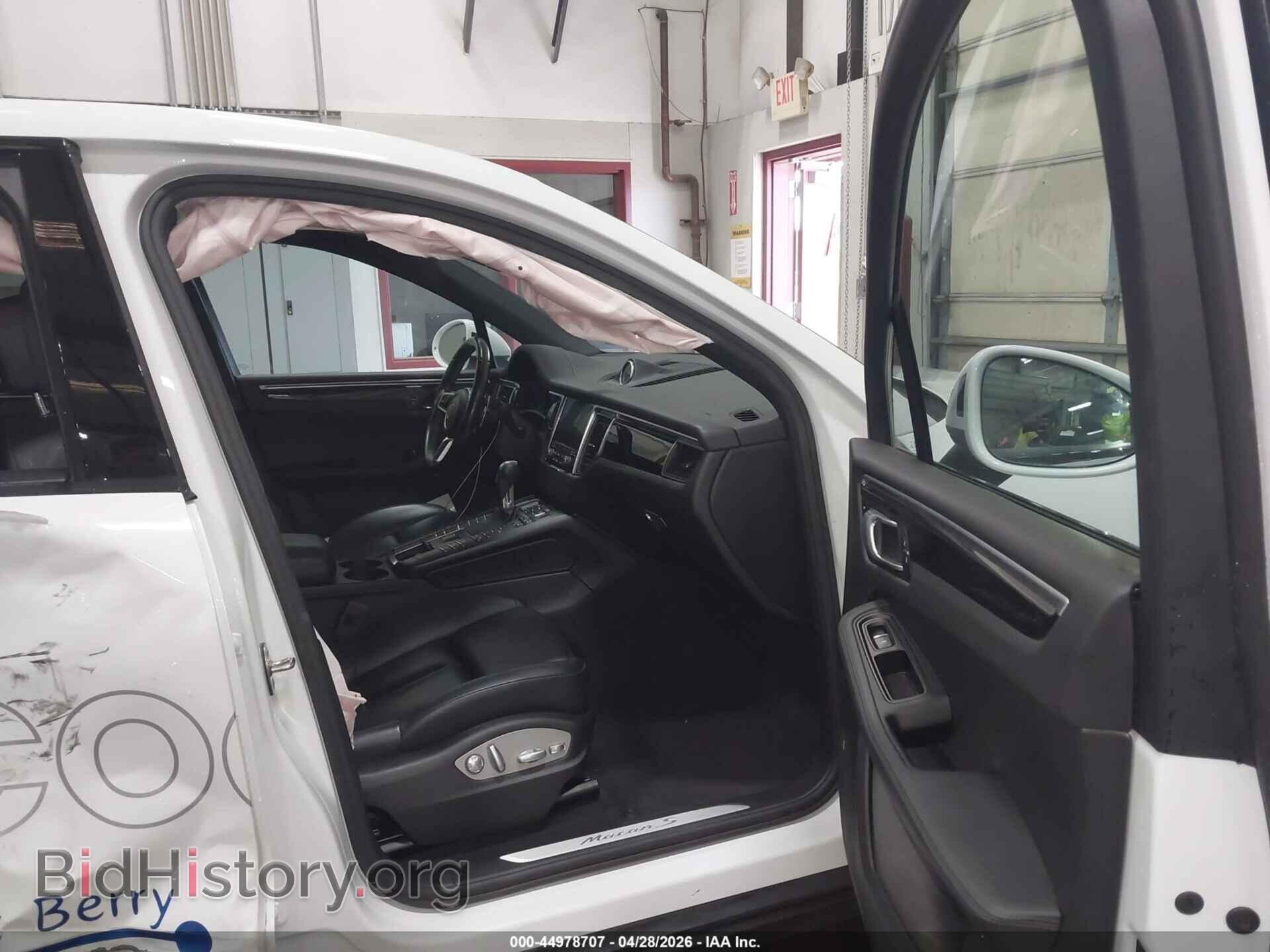 2017 PORSCHE MACAN - VIN: WP1AB2A5XHLB21146 - Photo 5