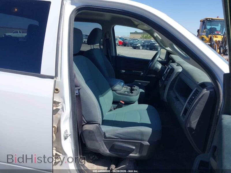 2016 RAM 1500 (VIN 1C6RR7KG2GS396101) — фото 5 из 17