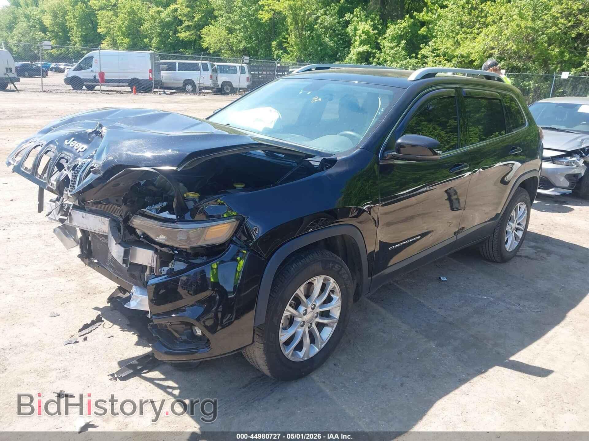 2019 JEEP CHEROKEE - VIN: 1C4PJMCB6KD405582 - Фото 2