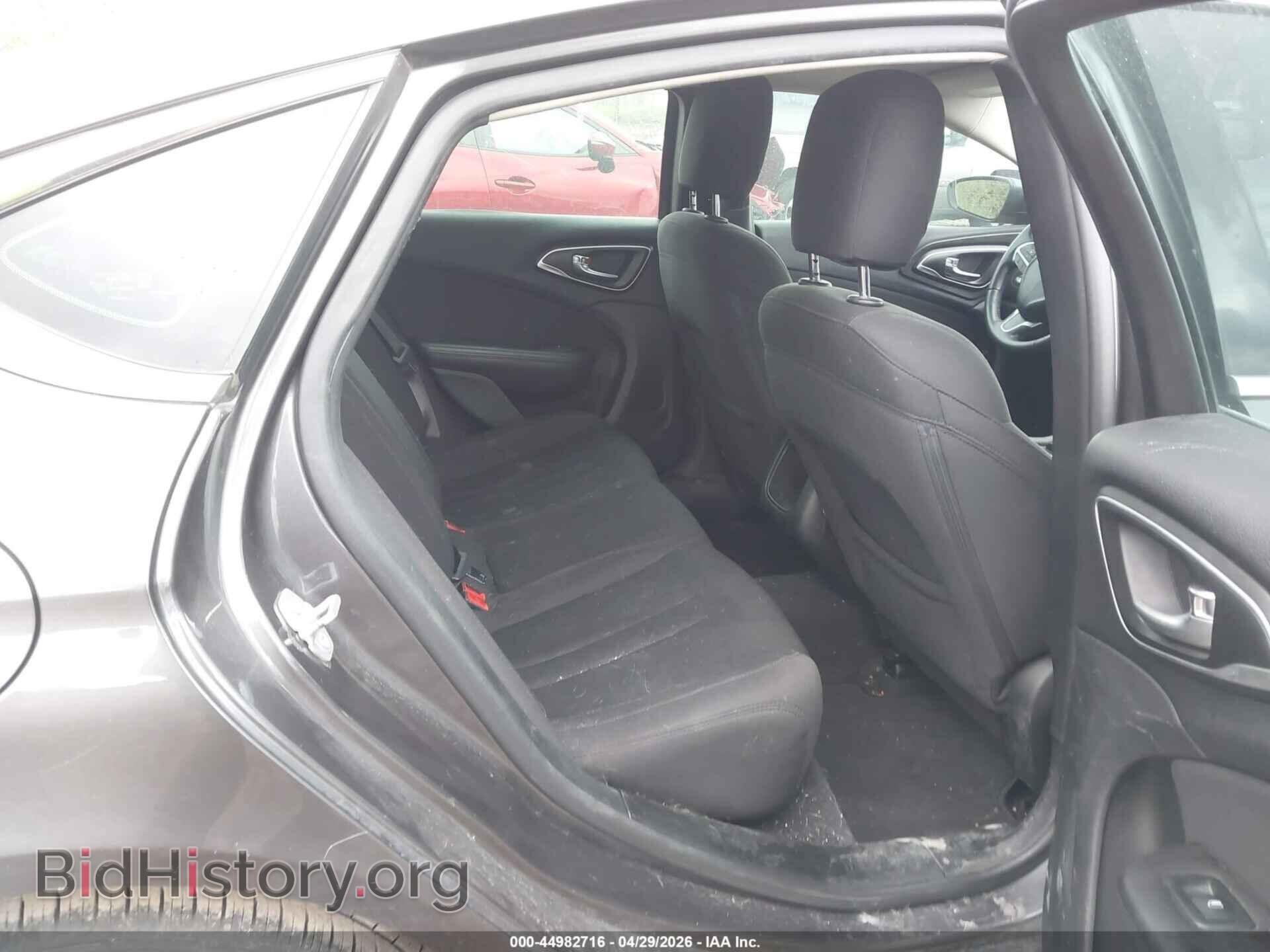 2015 CHRYSLER 200 - VIN: 1C3CCCAB8FN588655 - Фото 8
