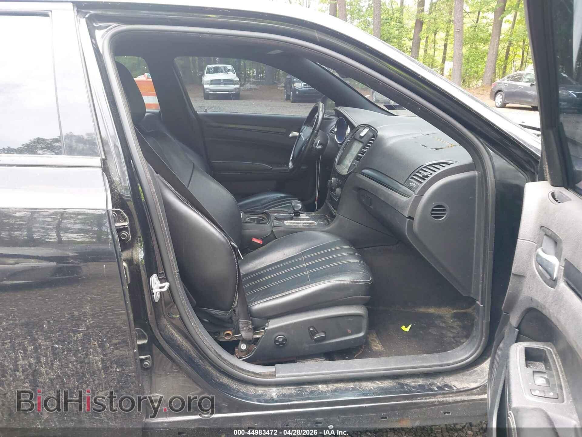 2014 CHRYSLER 300 - VIN: 2C3CCABG4EH340263 - Фото 5