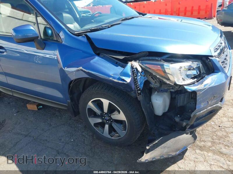 2017 Subaru FORESTER (VIN JF2SJAGC2HH470833) — фото 6 из 17