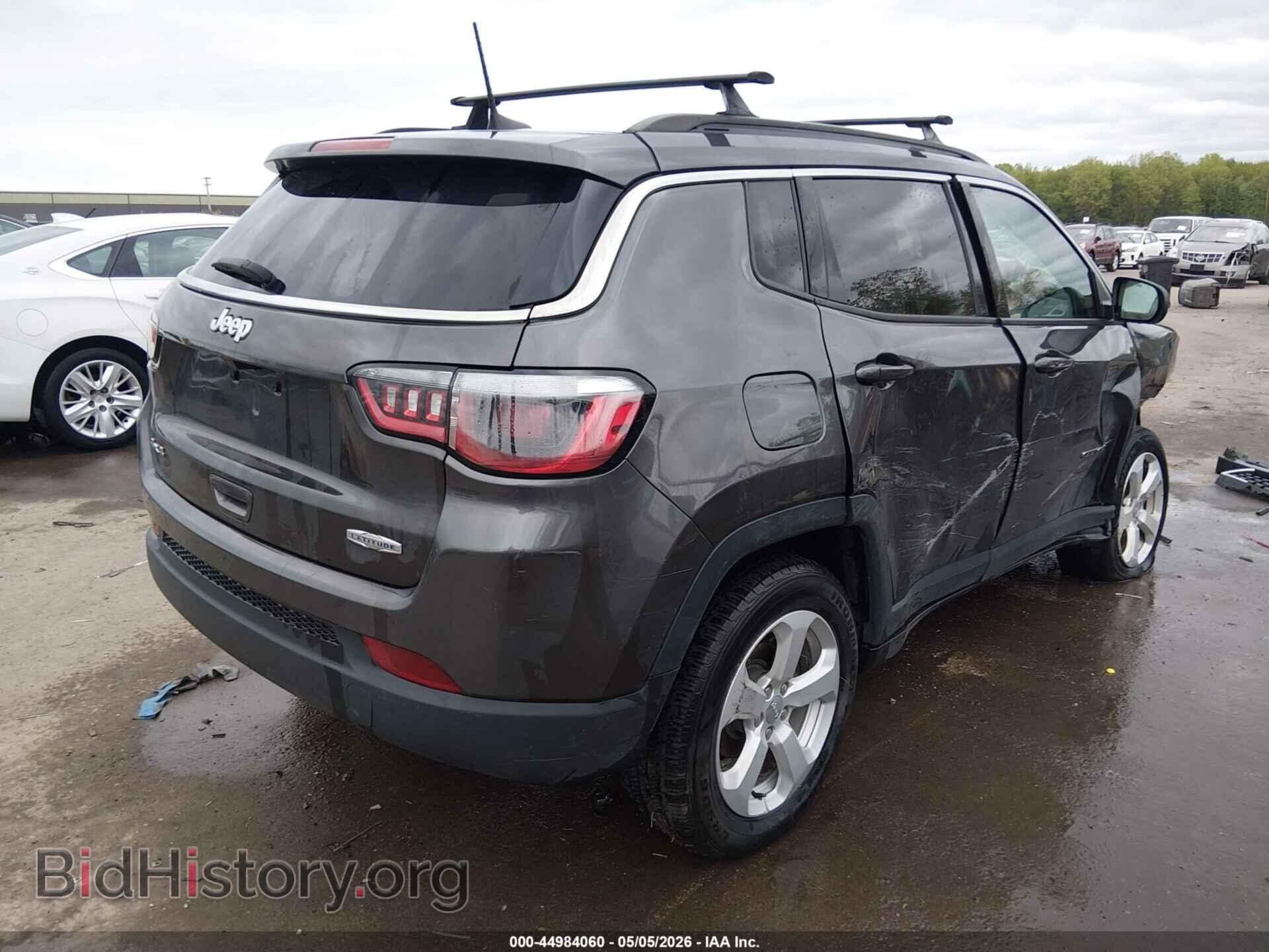 2019 JEEP COMPASS - VIN: 3C4NJDBB2KT734668 - Фото 4