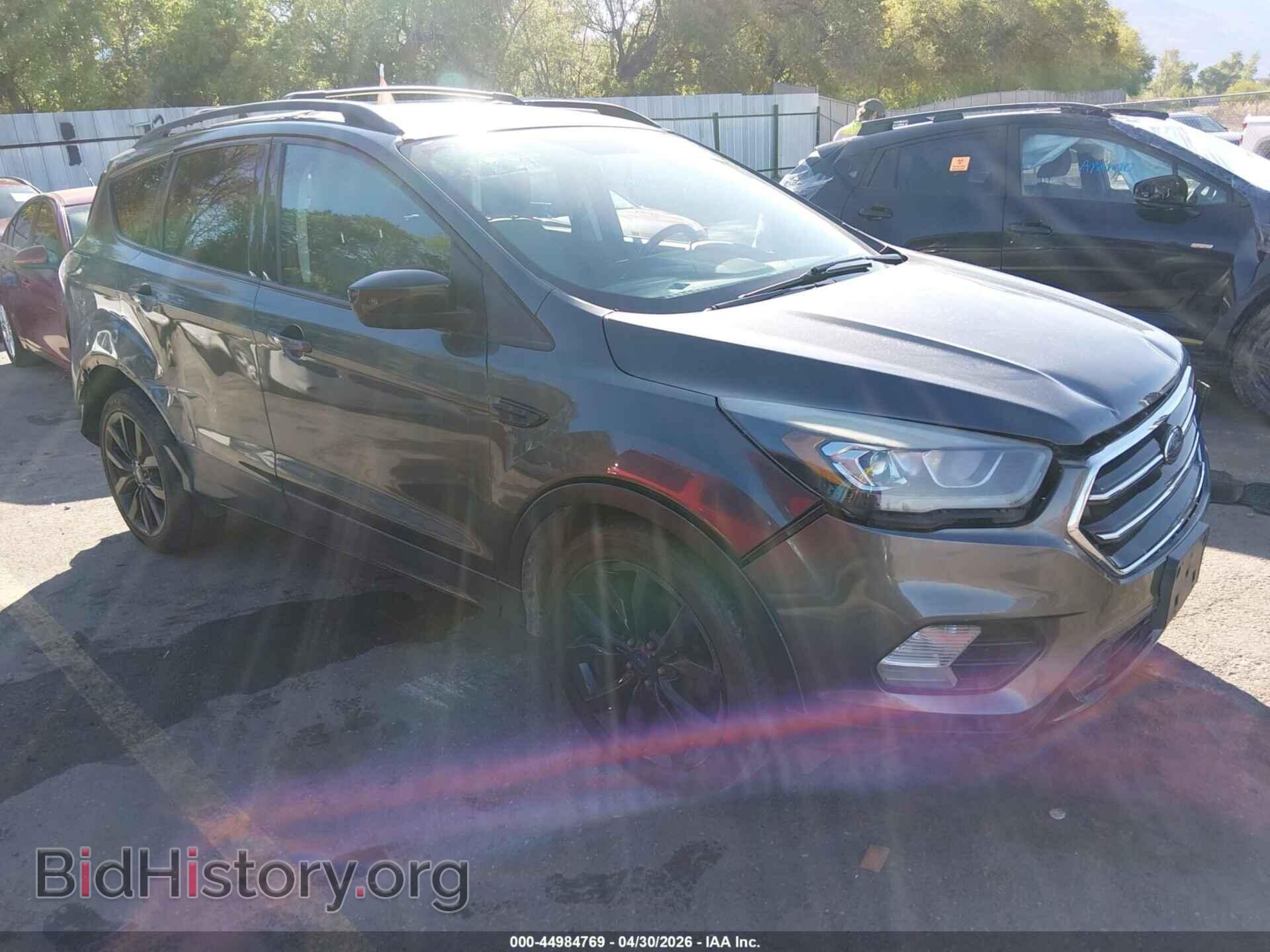 Фотография 1FMCU0GD4HUB15923 - FORD ESCAPE 2017