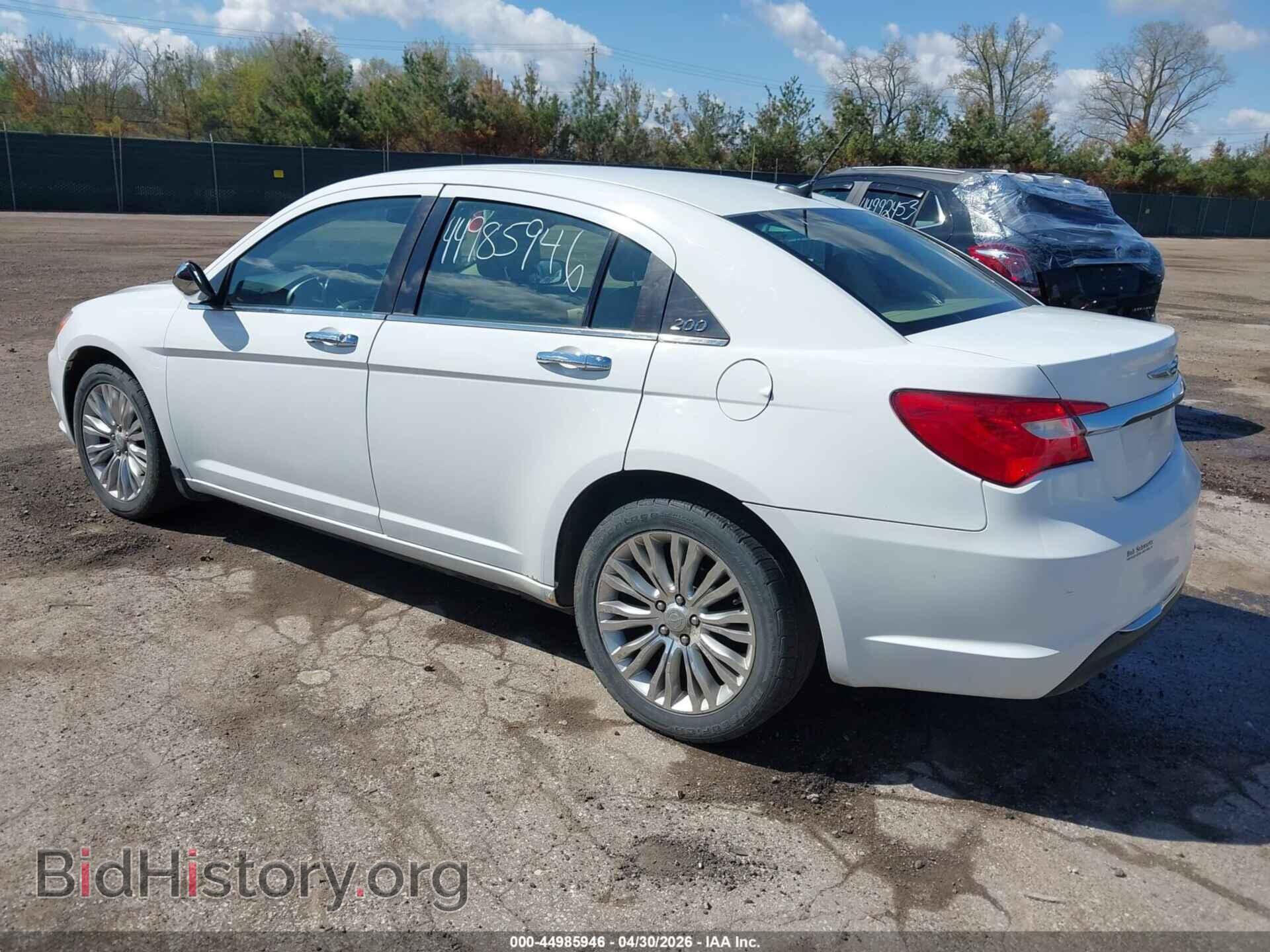 2011 CHRYSLER 200 - VIN: 1C3BC2FB0BN583054 - Фото 3