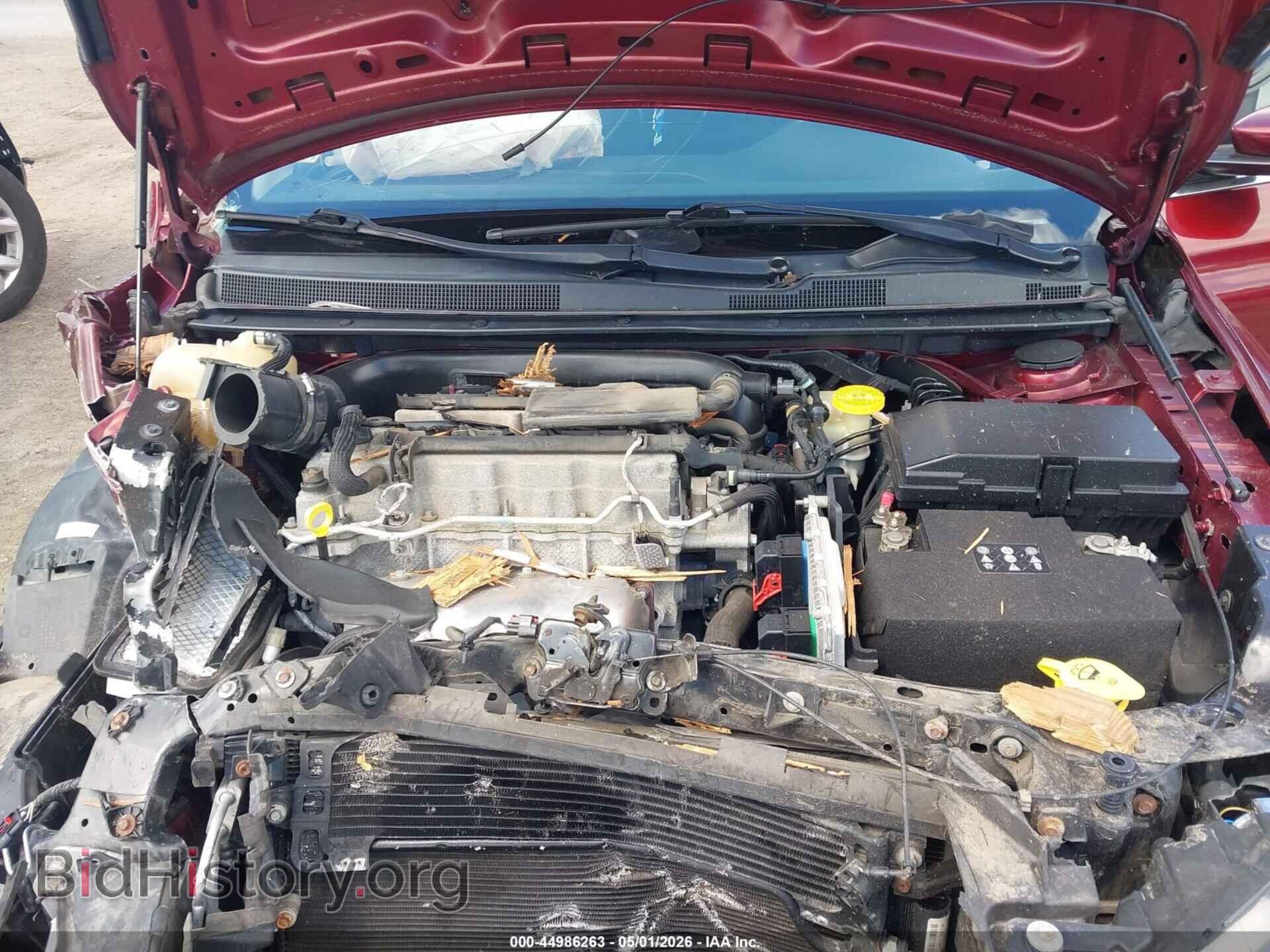 2015 CHRYSLER 200 - VIN: 1C3CCCABXFN749300 - Фото 10