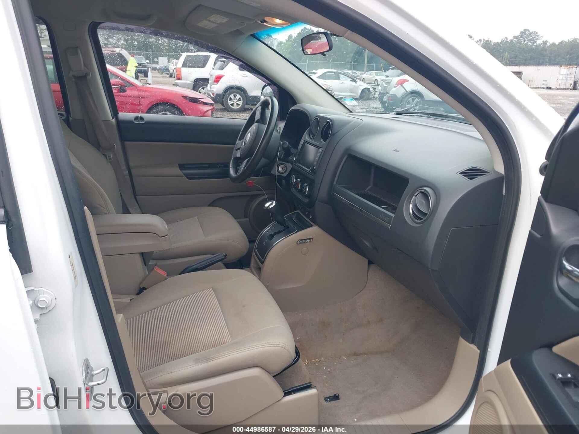 2012 JEEP COMPASS - VIN: 1C4NJCEA6CD686452 - Фото 5