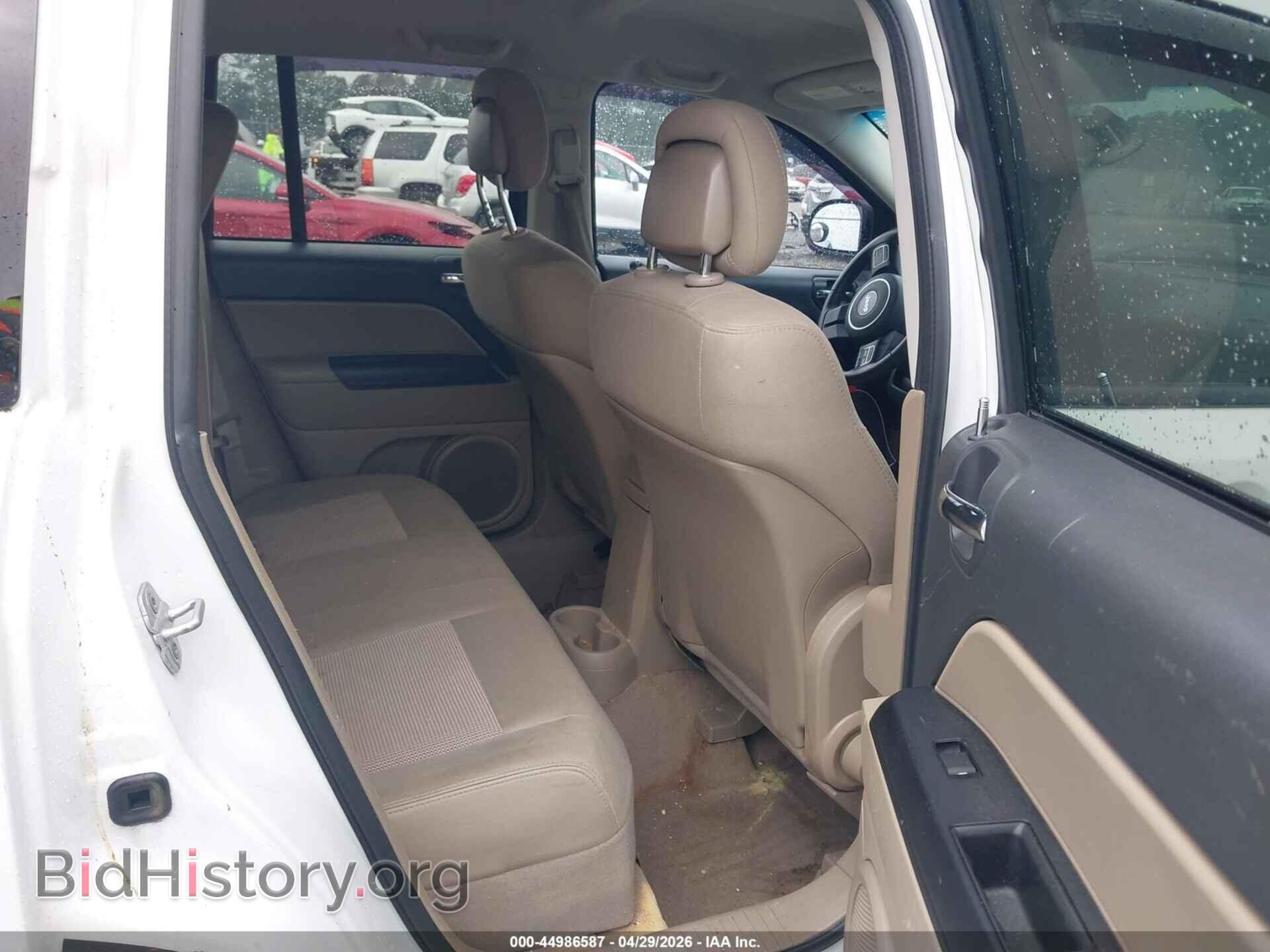 2012 JEEP COMPASS - VIN: 1C4NJCEA6CD686452 - Фото 8