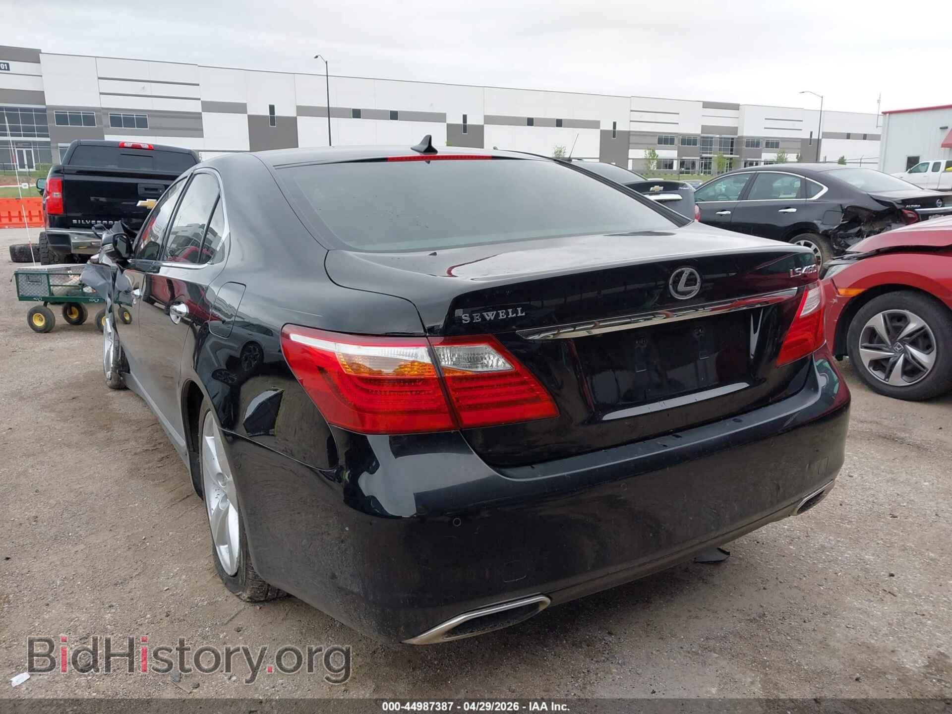 2011 LEXUS LS 460 - VIN: JTHBL5EF5B5107446 - Photo 3