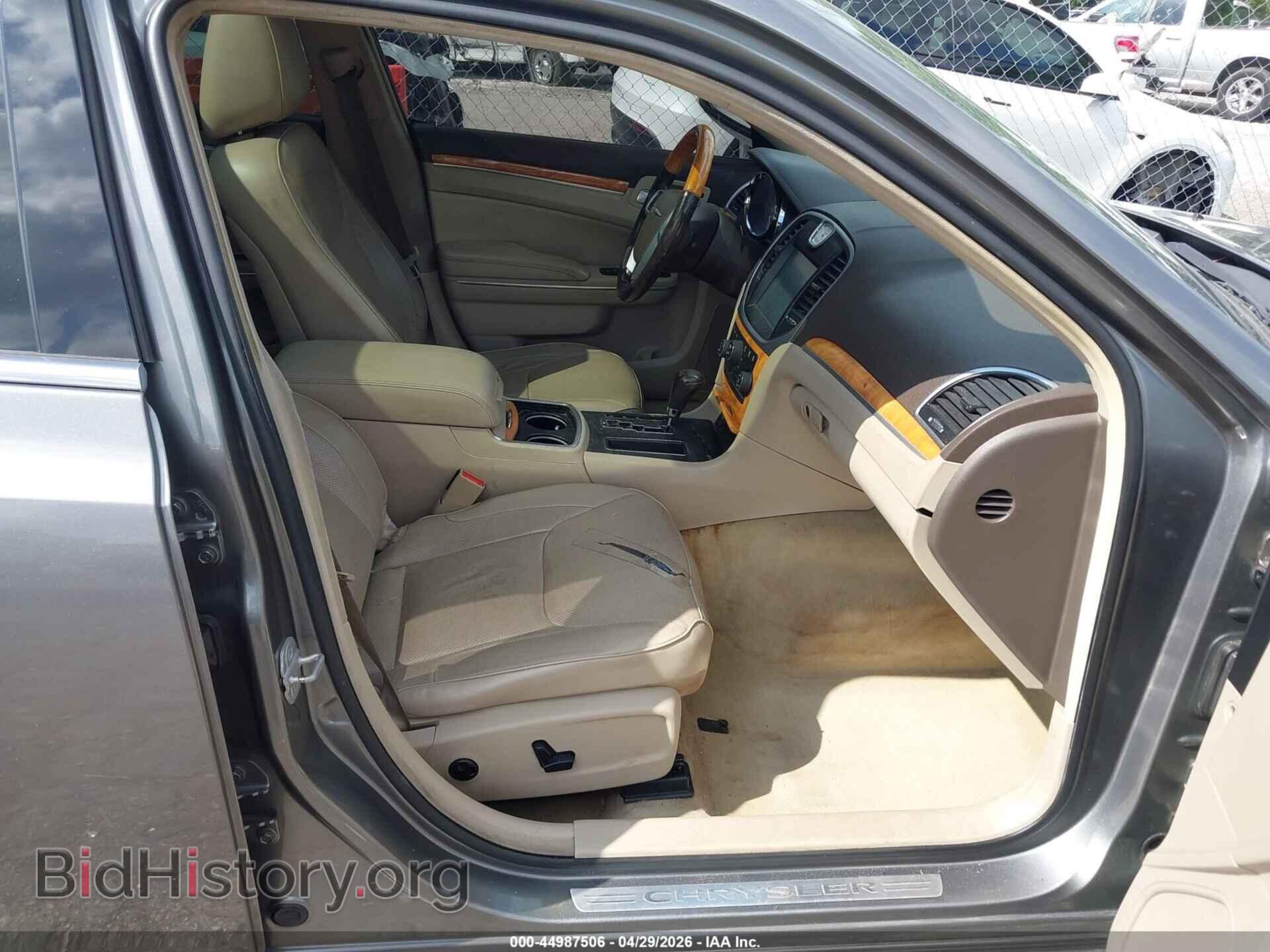 2012 CHRYSLER 300C - VIN: 2C3CCAKT2CH264293 - Photo 5