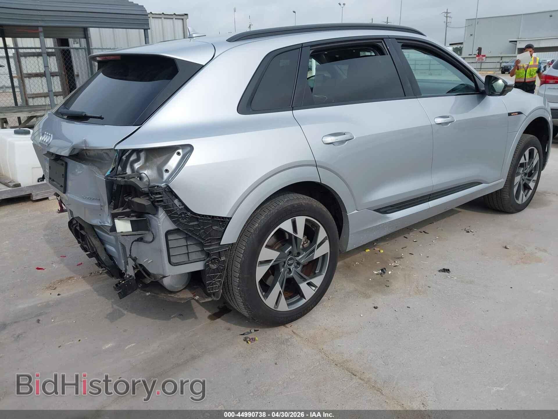 2021 AUDI E-TRON - VIN: WA1AAAGE0MB025624 - Photo 4