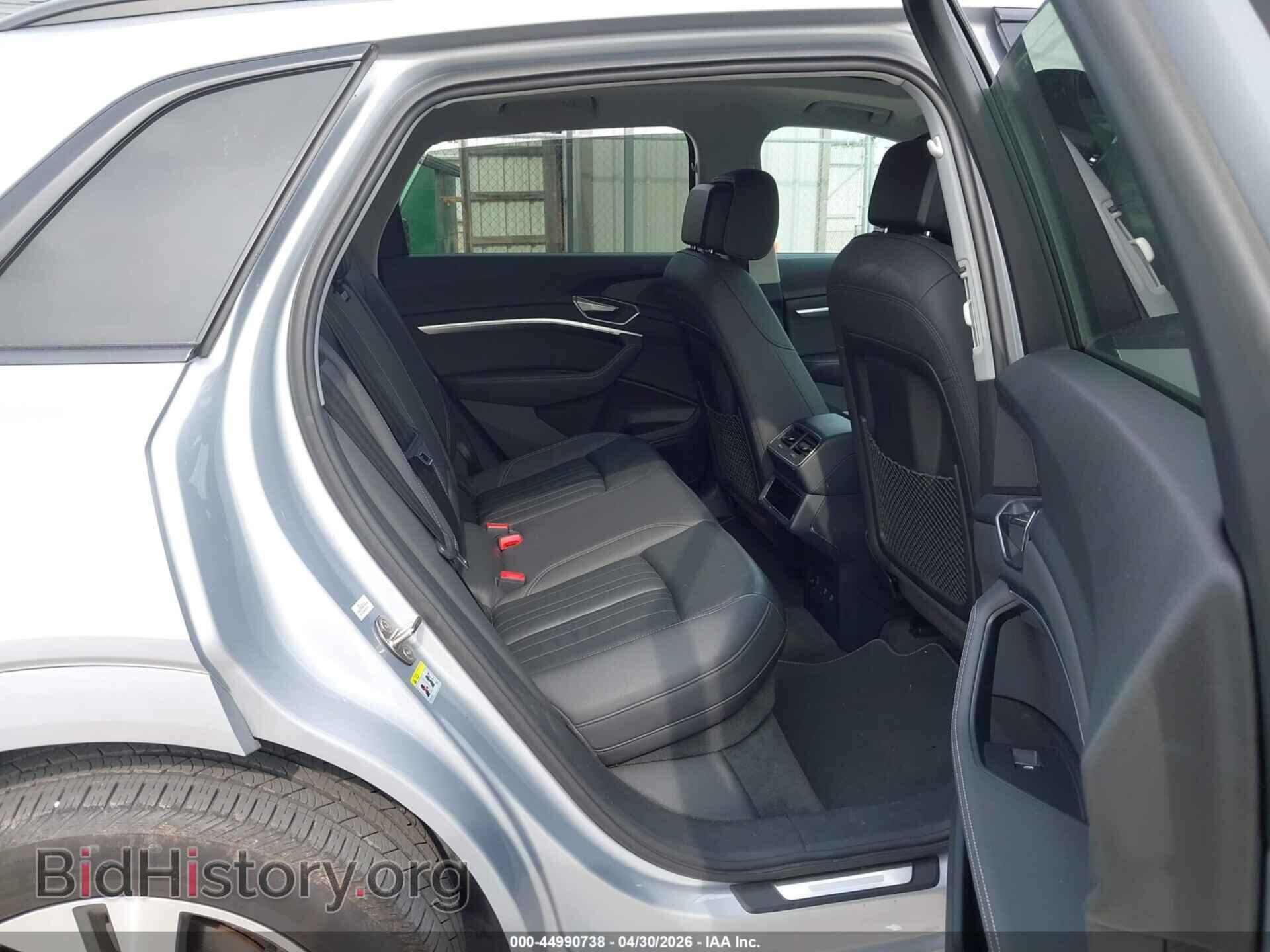 2021 AUDI E-TRON - VIN: WA1AAAGE0MB025624 - Photo 8