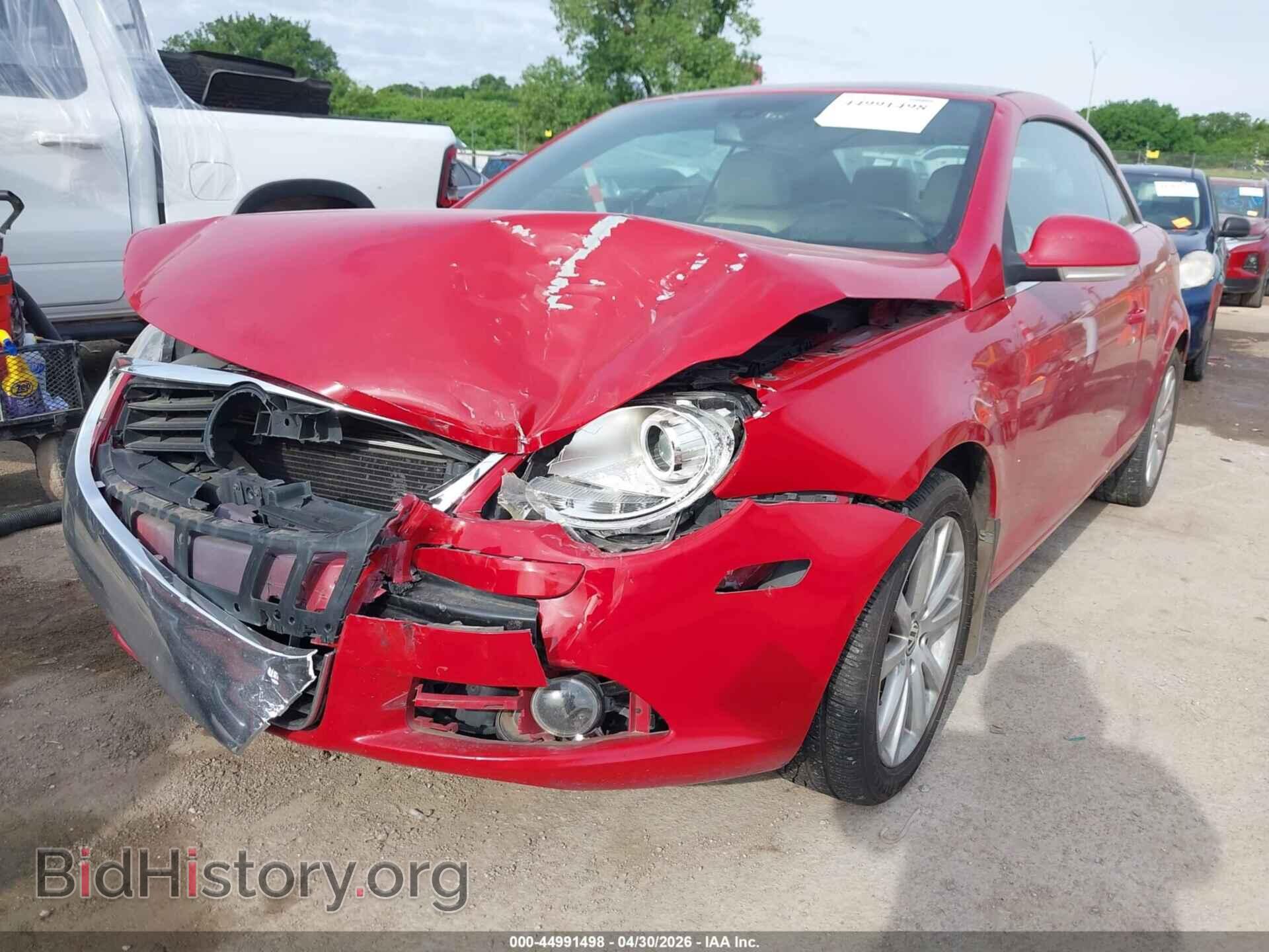 2007 VOLKSWAGEN EOS - VIN: WVWFA71F27V045764 - Фото 2