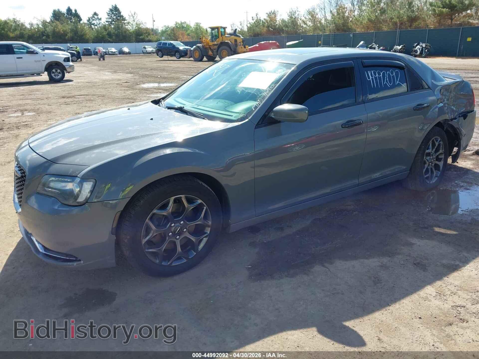2018 CHRYSLER 300 - VIN: 2C3CCAGG3JH293651 - Photo 2