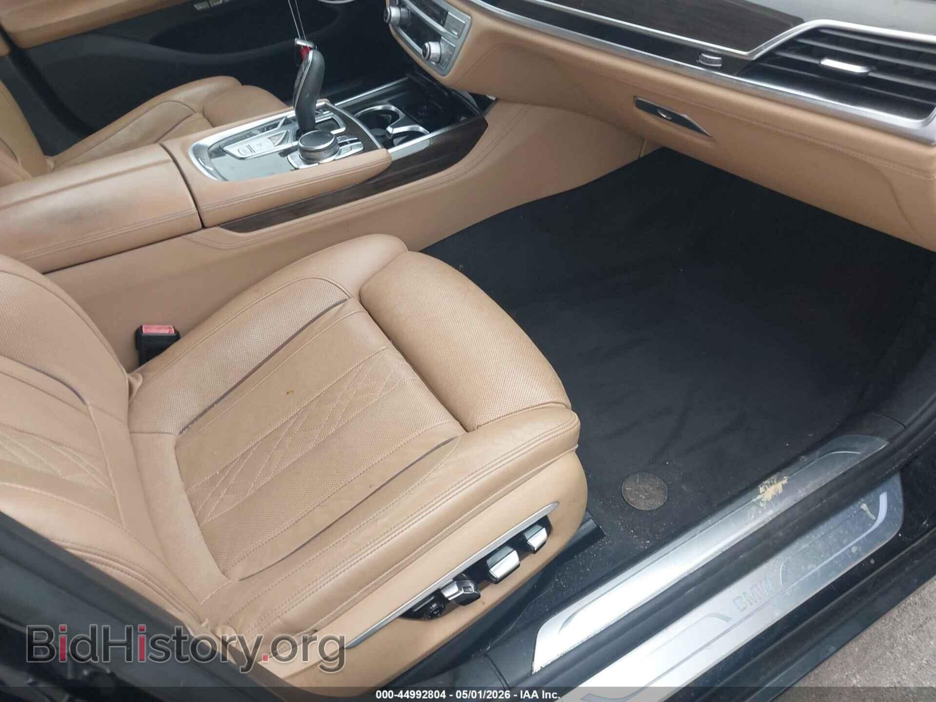 2016 BMW 740I - VIN: WBA7E2C50GG503948 - Фото 5