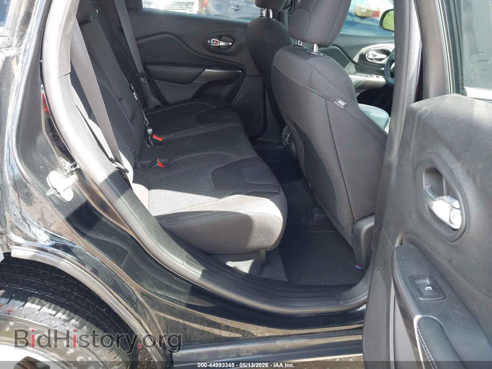 2019 JEEP CHEROKEE - VIN: 1C4PJMCB0KD450940 - Фото 8