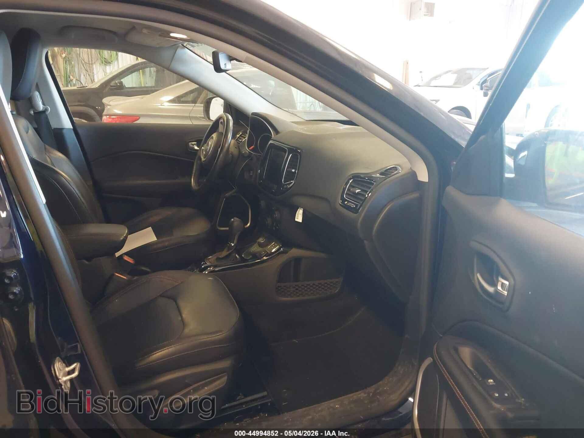 2019 JEEP COMPASS - VIN: 3C4NJDCB2KT666273 - Фото 5