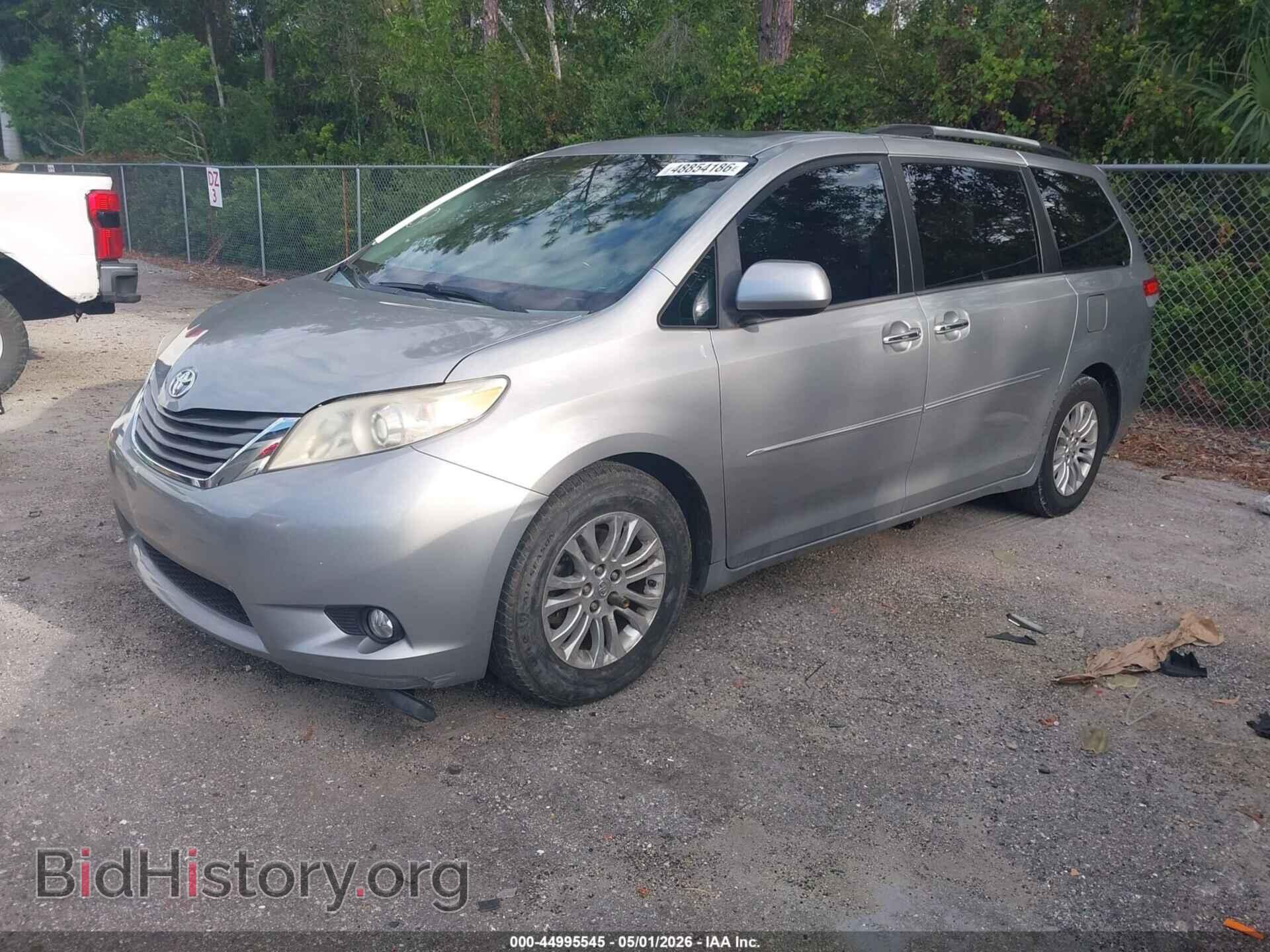 2013 TOYOTA SIENNA - VIN: 5TDYK3DC8DS343516 - Фото 2
