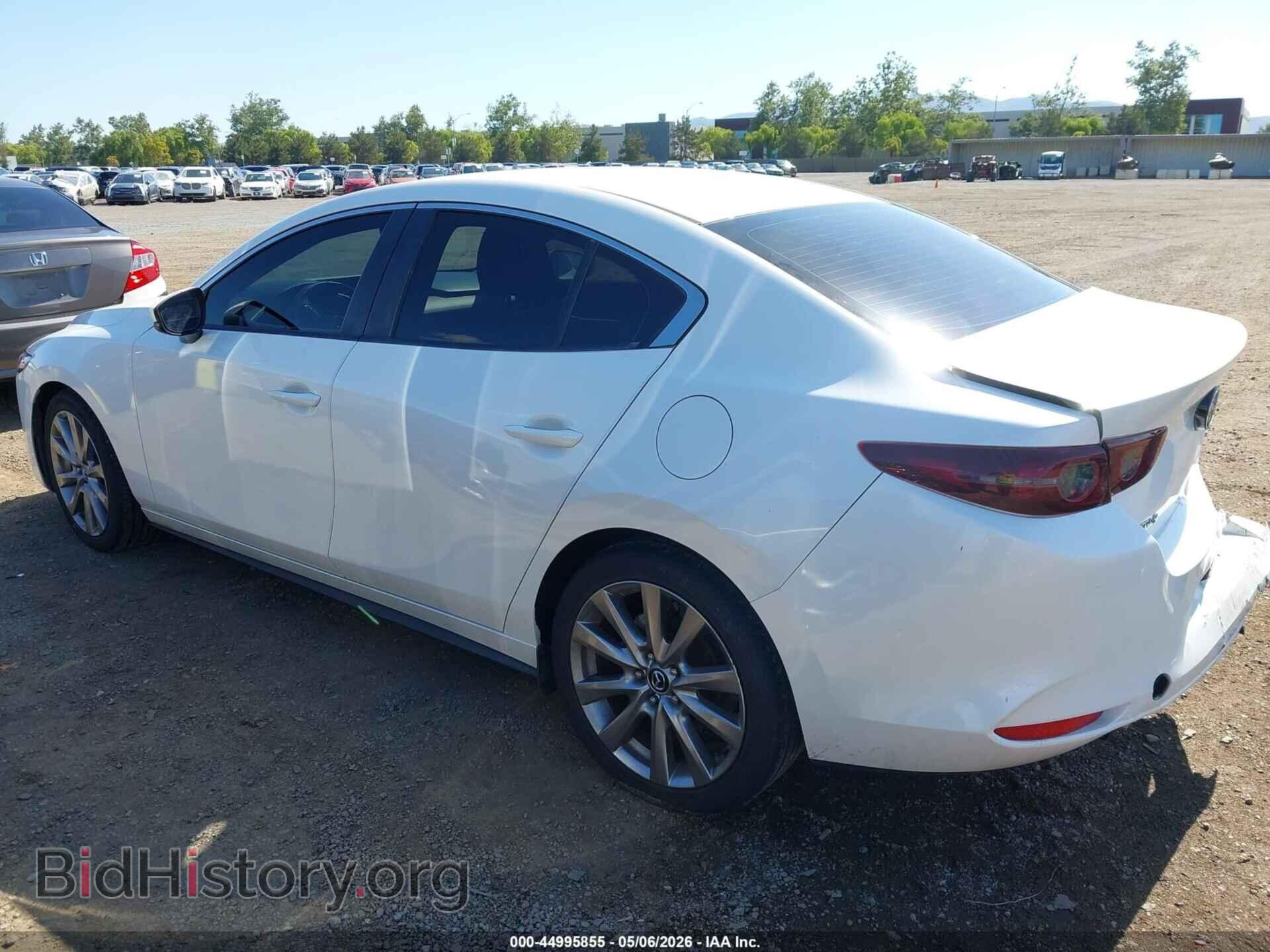 2019 MAZDA MAZDA 3 - VIN: JM1BPACK2K1111145 - Photo 3