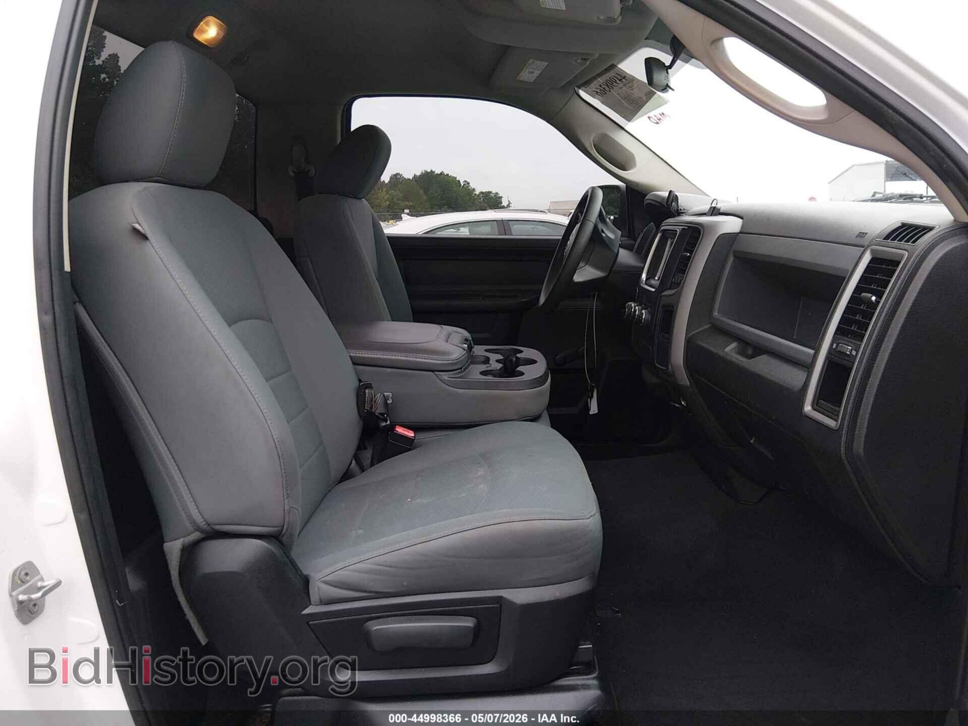2014 RAM 1500 - VIN: 3C6JR6AG7EG324453 - Фото 5