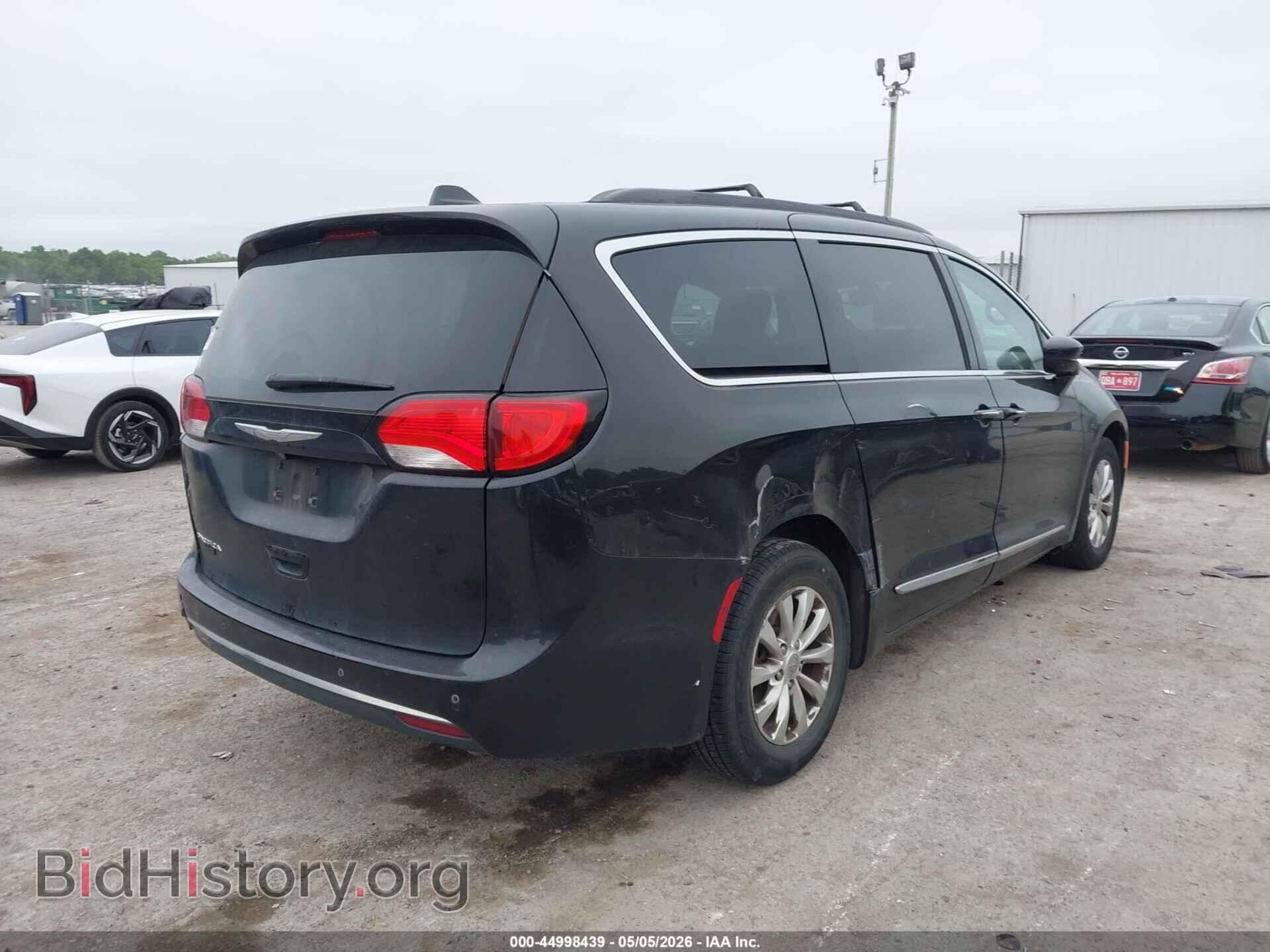 2017 CHRYSLER PACIFICA - VIN: 2C4RC1BG5HR832126 - Photo 4