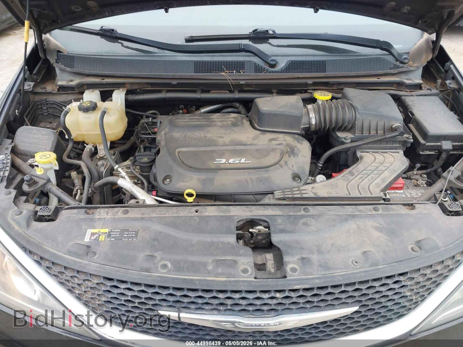2017 CHRYSLER PACIFICA - VIN: 2C4RC1BG5HR832126 - Photo 10