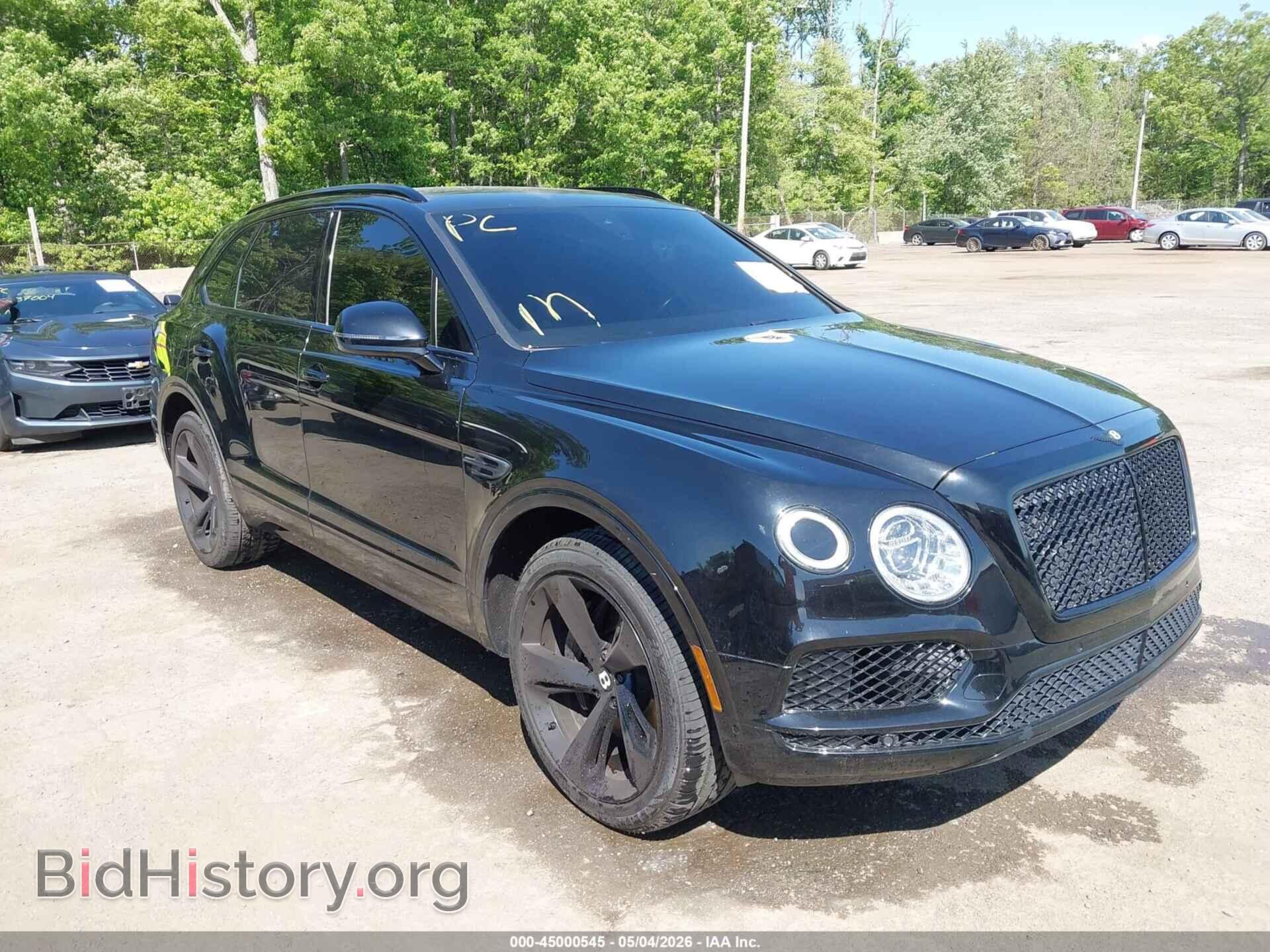 Фотография SJAAC2ZV8HC014584 - BENTLEY BENTAYGA 2017
