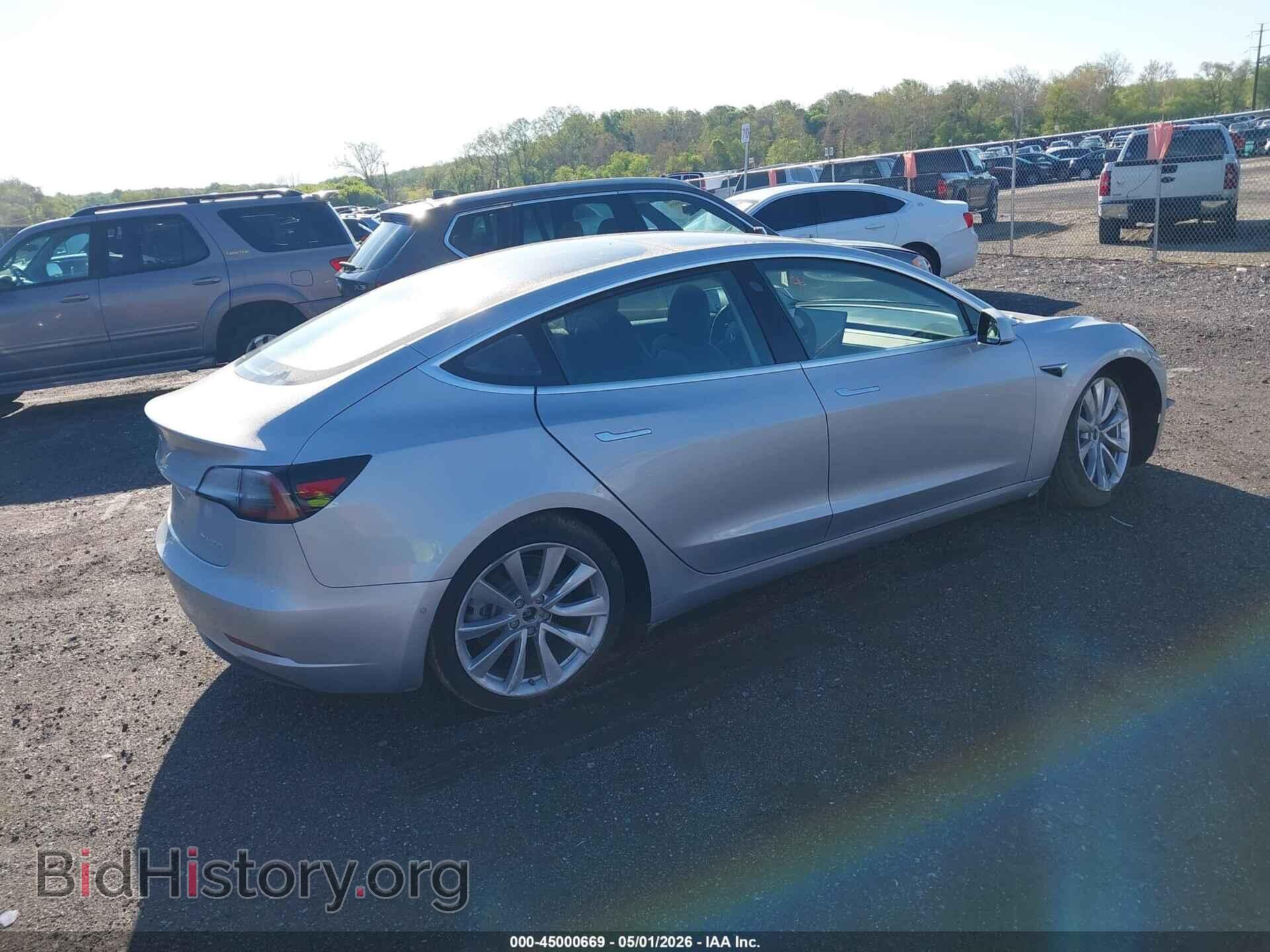 2018 TESLA MODEL 3 - VIN: 5YJ3E1EB9JF087592 - Photo 4