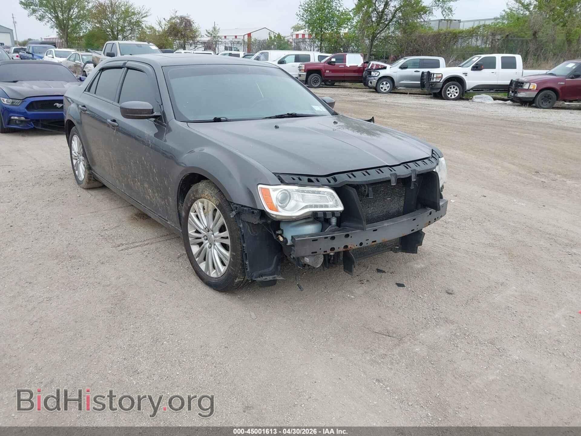 Фотография 2C3CCARG5DH633996 - CHRYSLER 300 2013