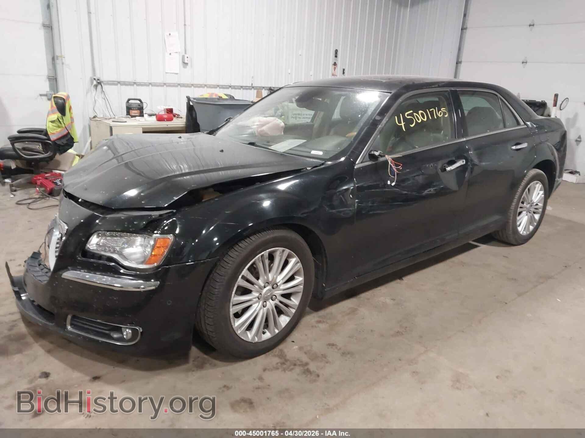 2014 CHRYSLER 300C - VIN: 2C3CCAKG9EH365983 - Фото 2