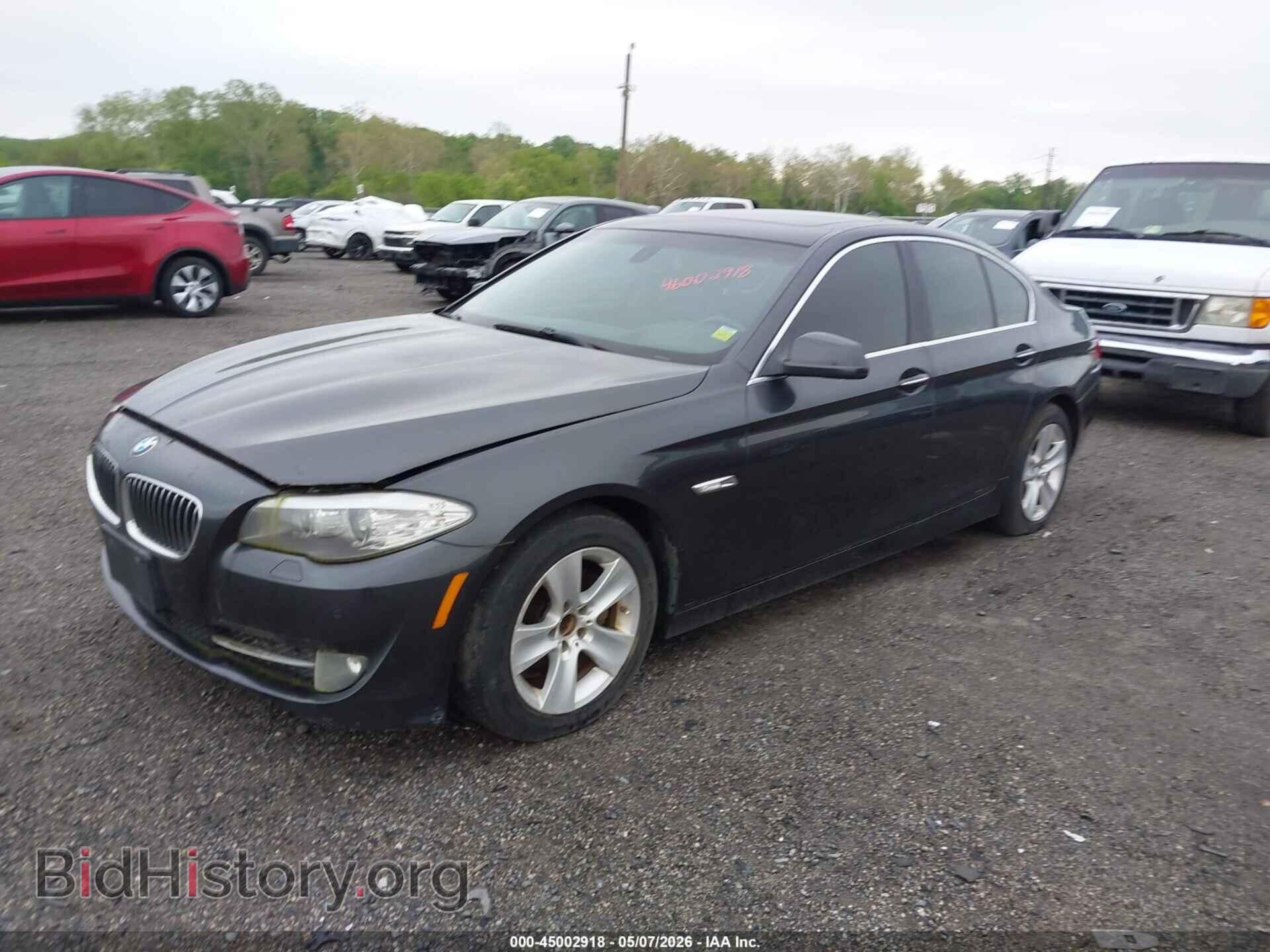 2011 BMW 528I - VIN: WBAFR1C59BC746524 - Photo 2