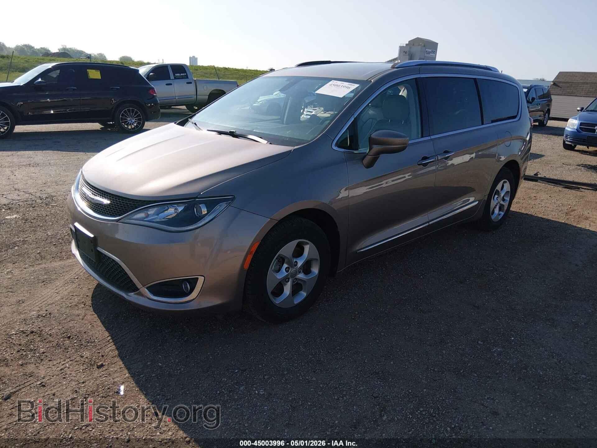 2017 CHRYSLER PACIFICA - VIN: 2C4RC1EG0HR804312 - Photo 2