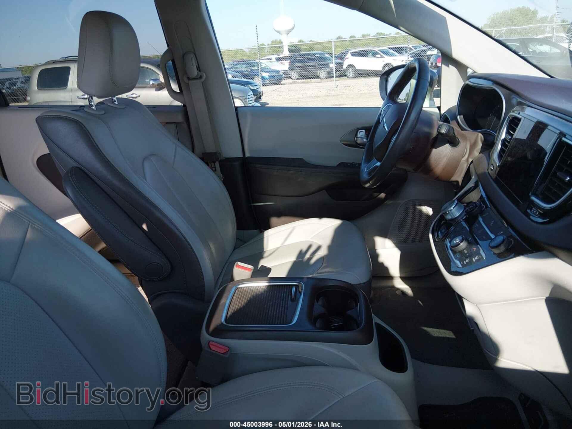 2017 CHRYSLER PACIFICA - VIN: 2C4RC1EG0HR804312 - Photo 5