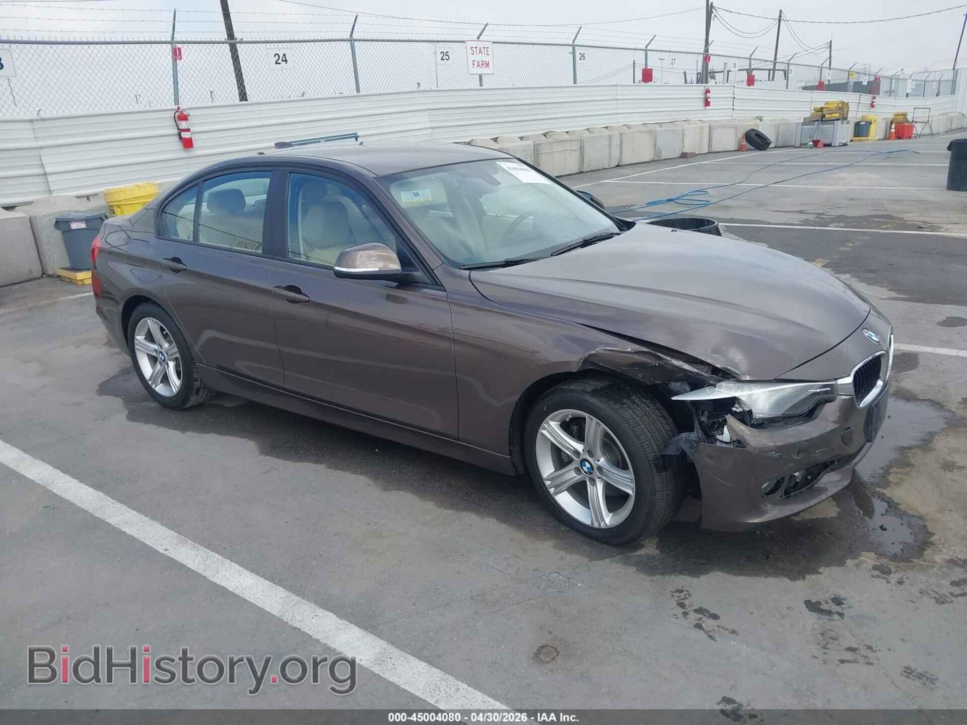 Photo WBA3B1C57FK139461 - BMW 320 2015
